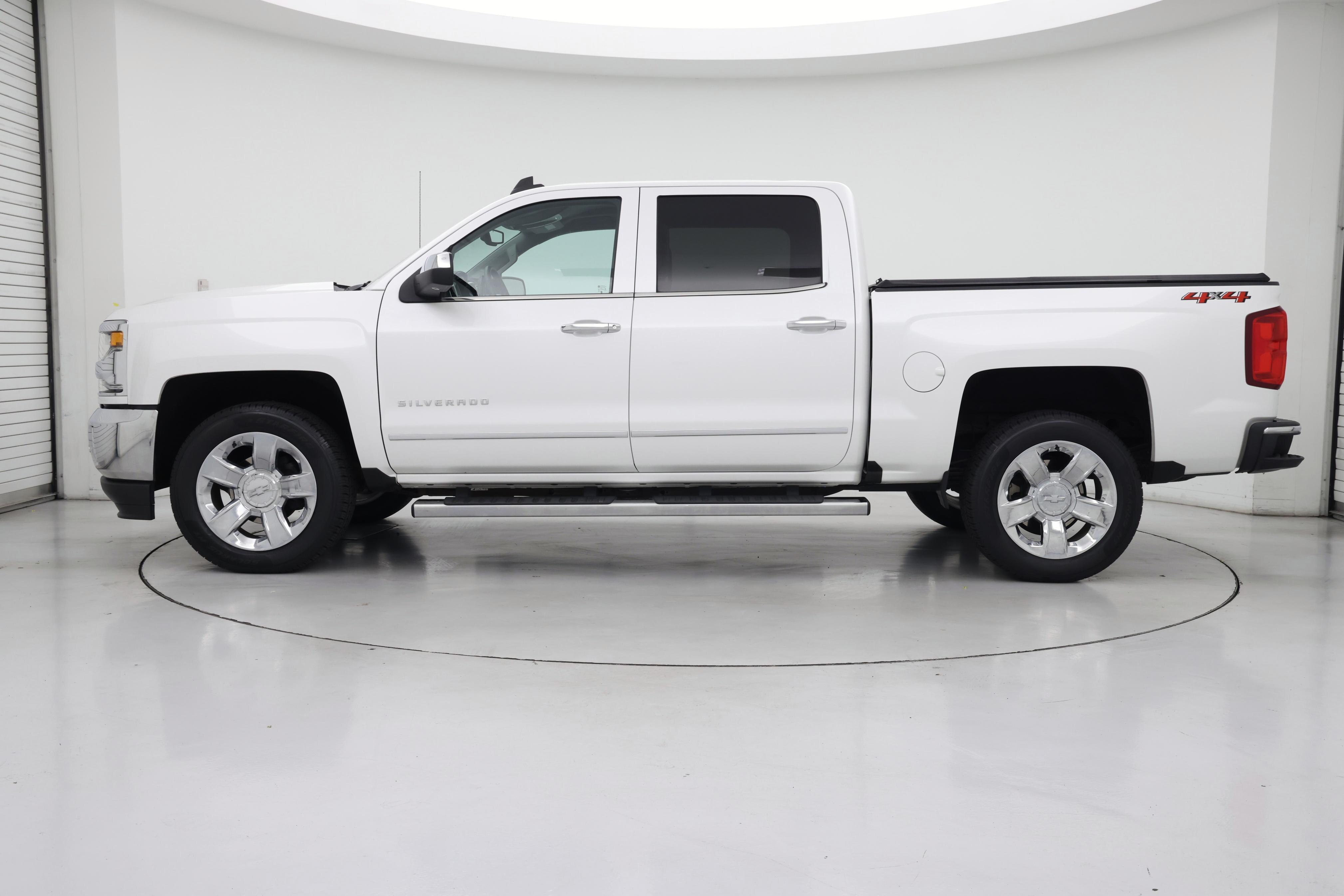 Thumbnail: 2018 Chevrolet Silverado 1500 - 3