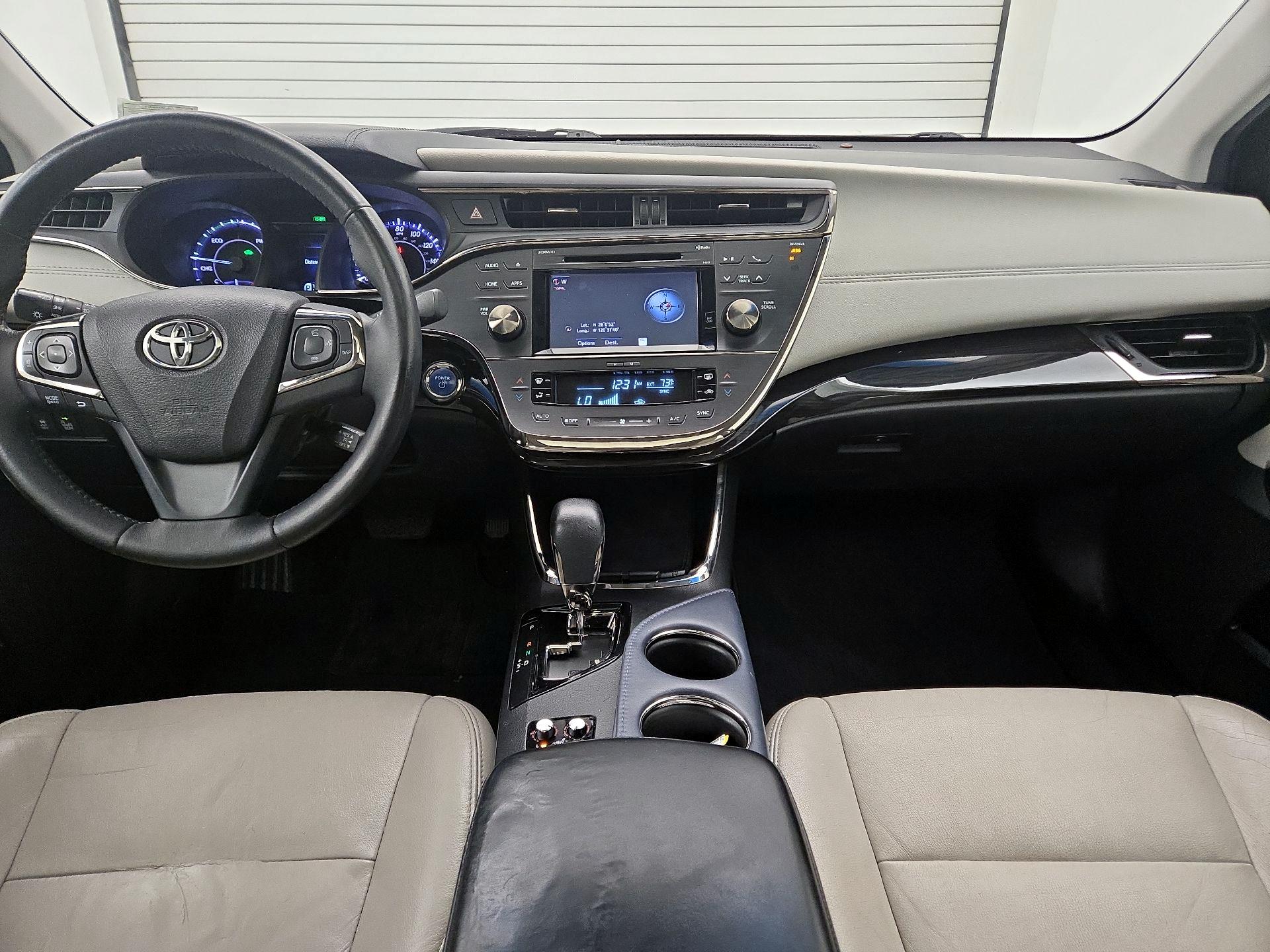 Thumbnail: 2015 Toyota Avalon - 9