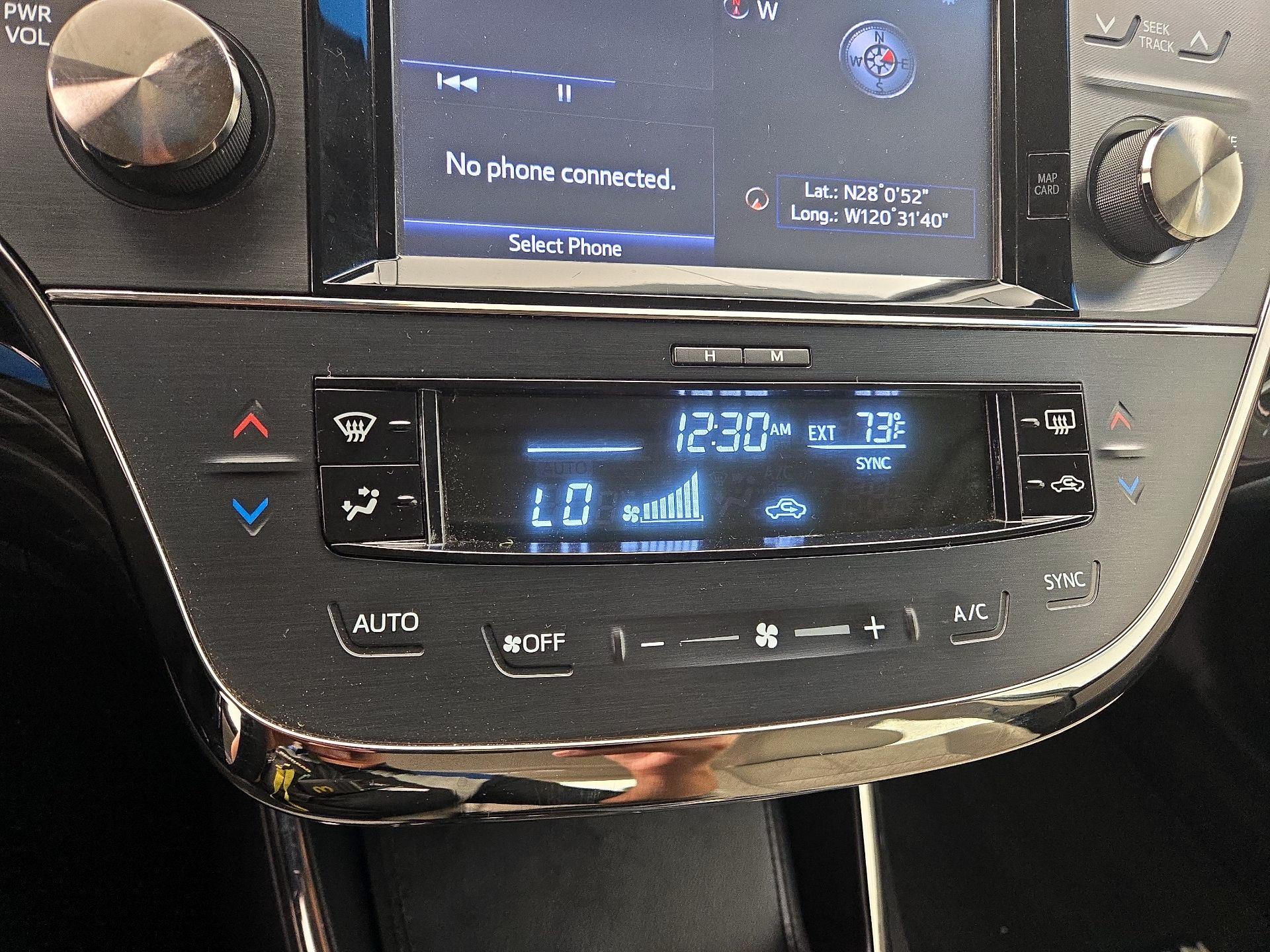 Thumbnail: 2015 Toyota Avalon - 16