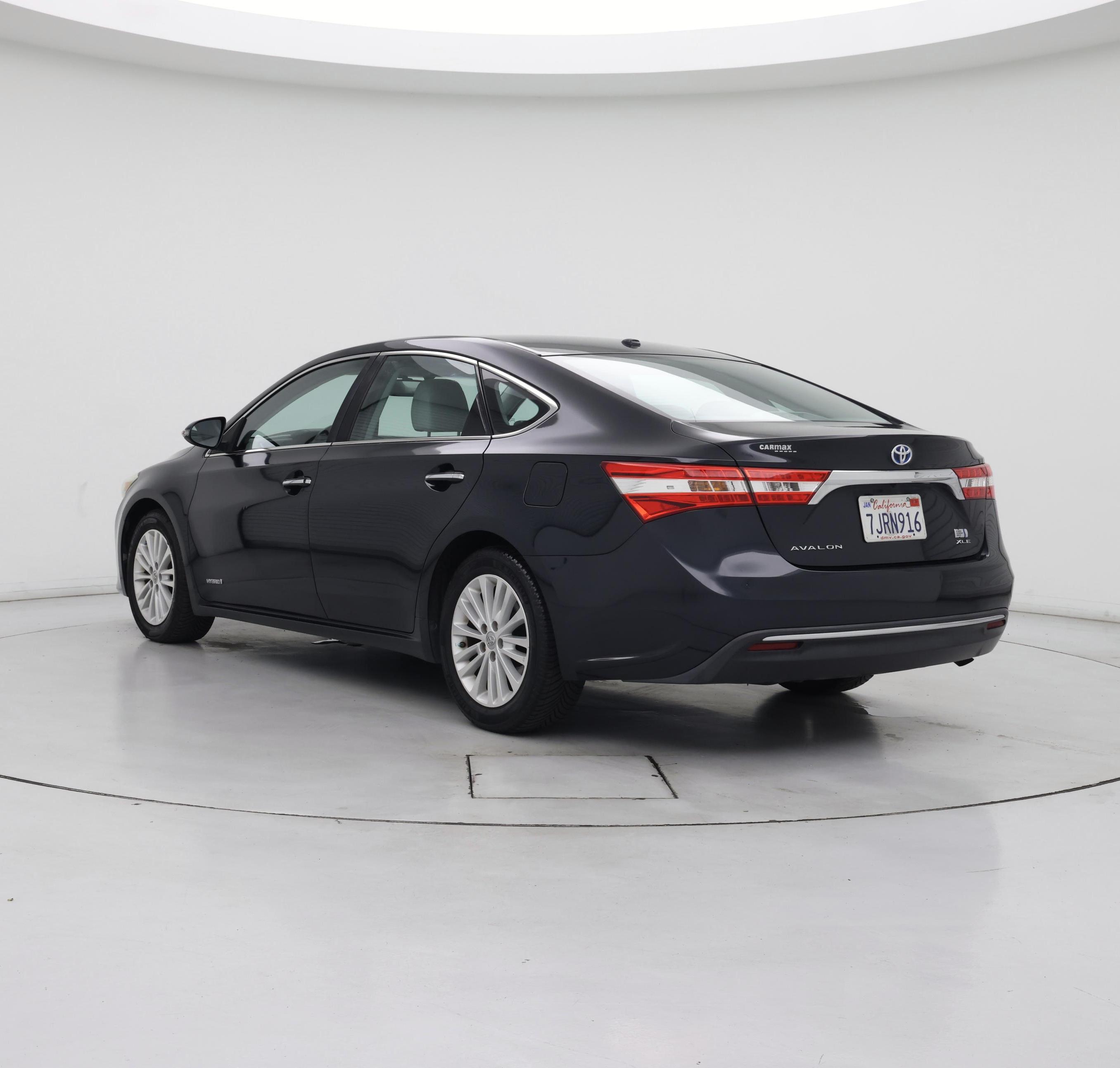 Thumbnail: 2015 Toyota Avalon - 2
