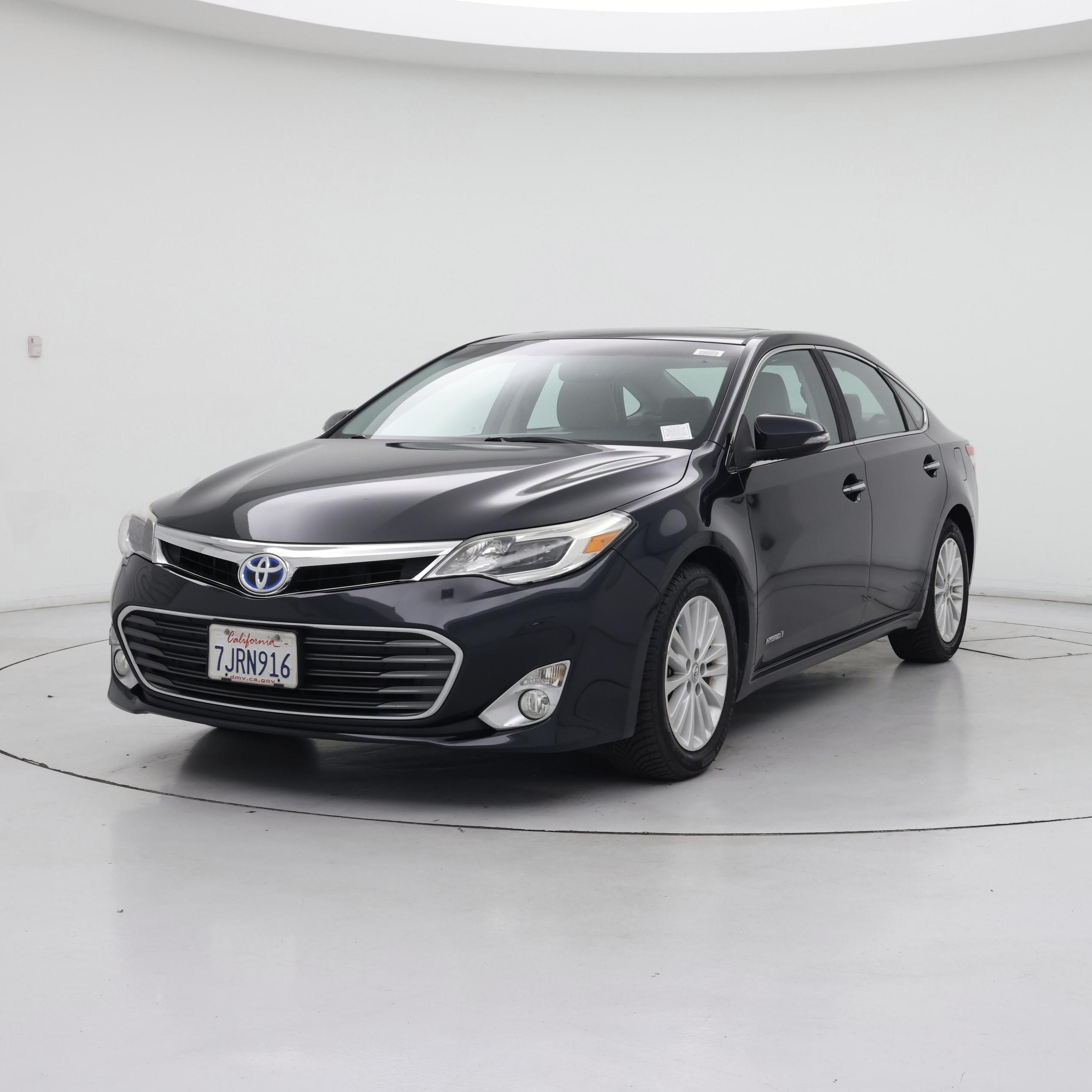 Thumbnail: 2015 Toyota Avalon - 4