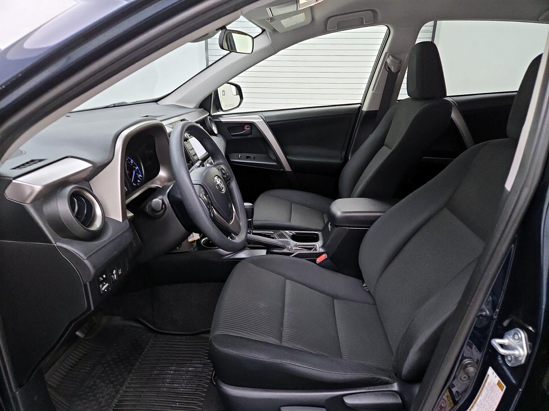 Thumbnail: 2017 Toyota RAV4 - 11