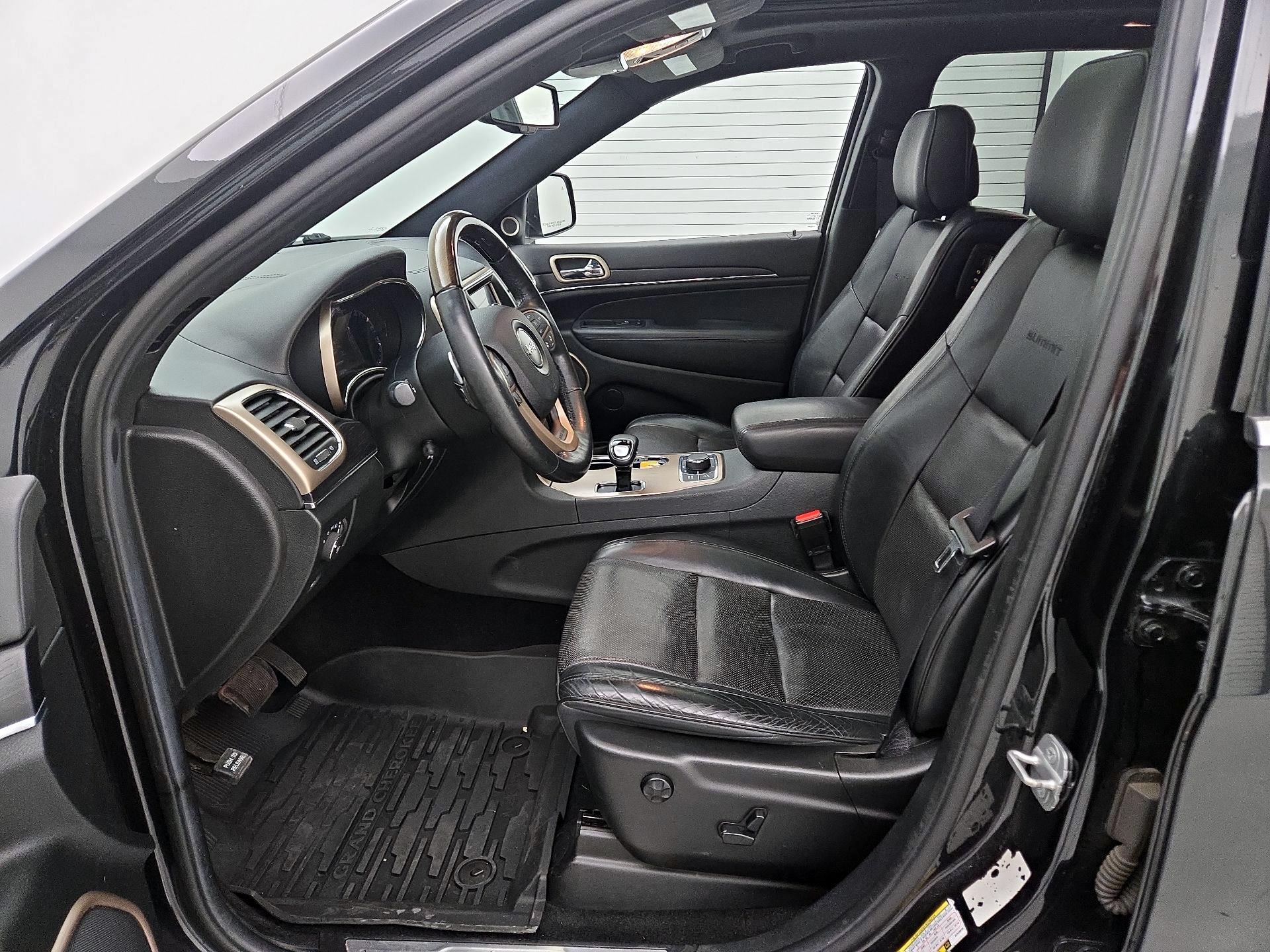 Thumbnail: 2014 Jeep Grand Cherokee - 11