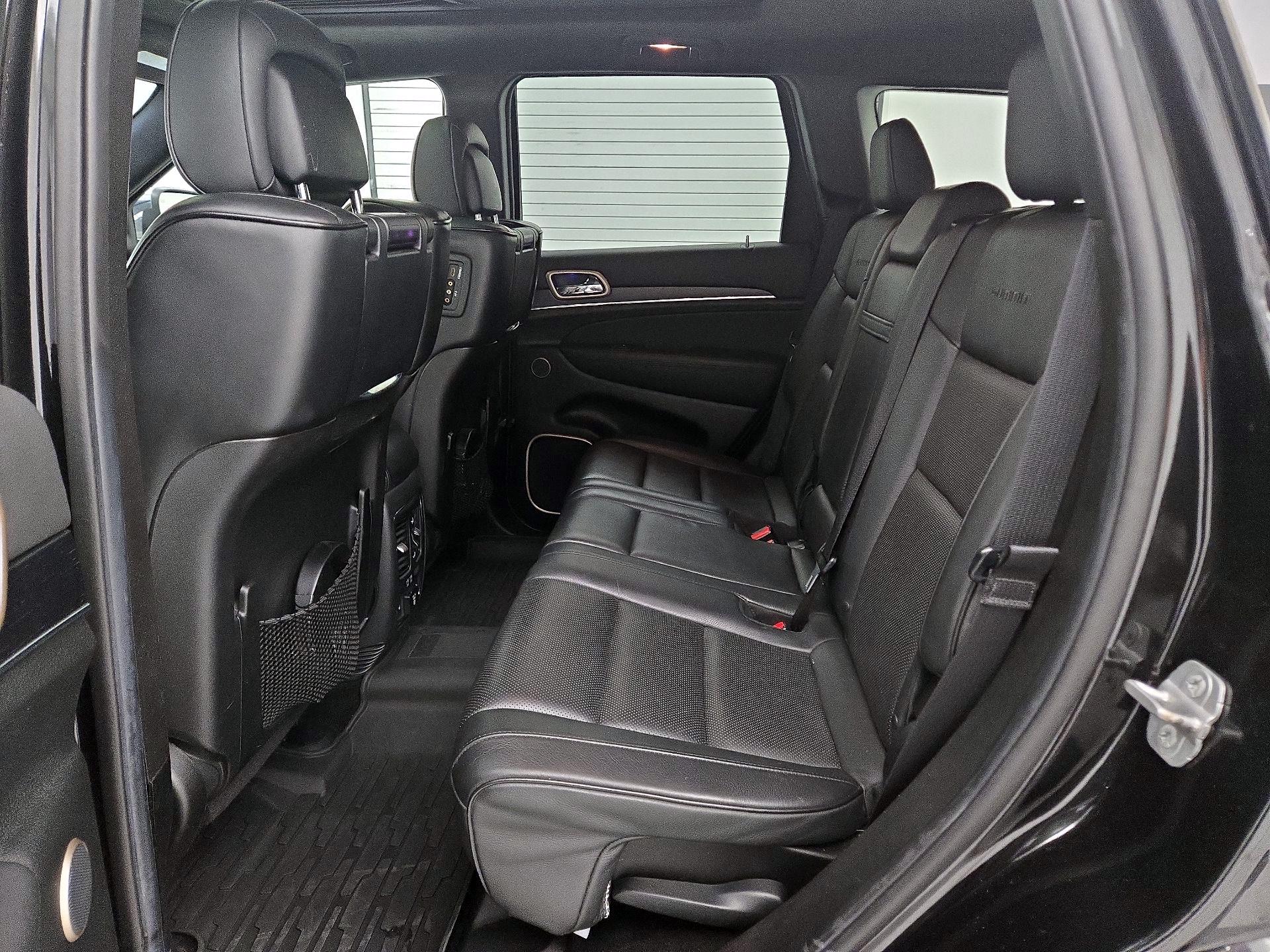 Thumbnail: 2014 Jeep Grand Cherokee - 20