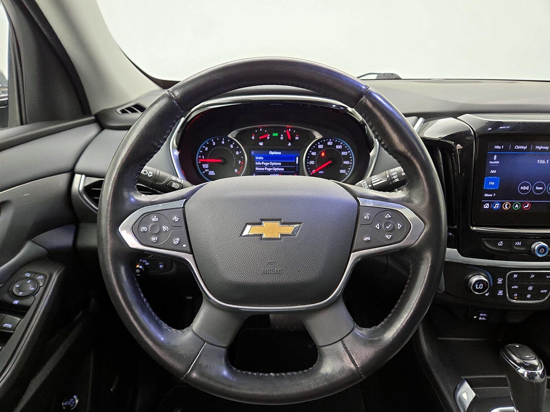 Thumbnail: 2020 Chevrolet Traverse - 10