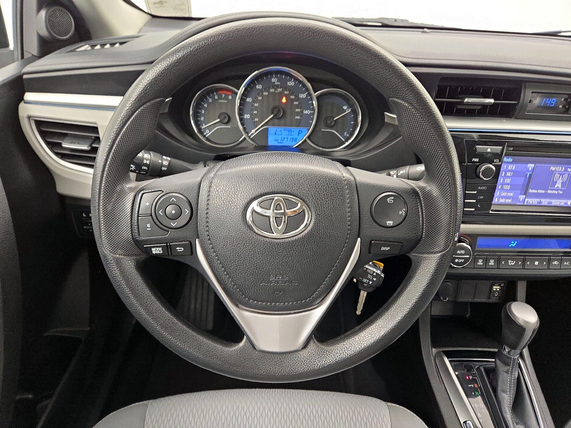Thumbnail: 2016 Toyota Corolla - 10