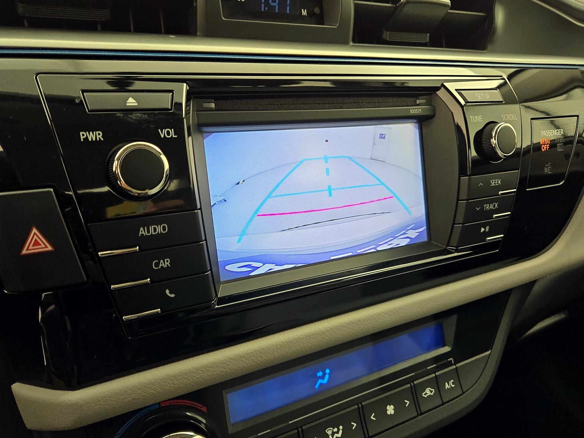 Thumbnail: 2016 Toyota Corolla - 14