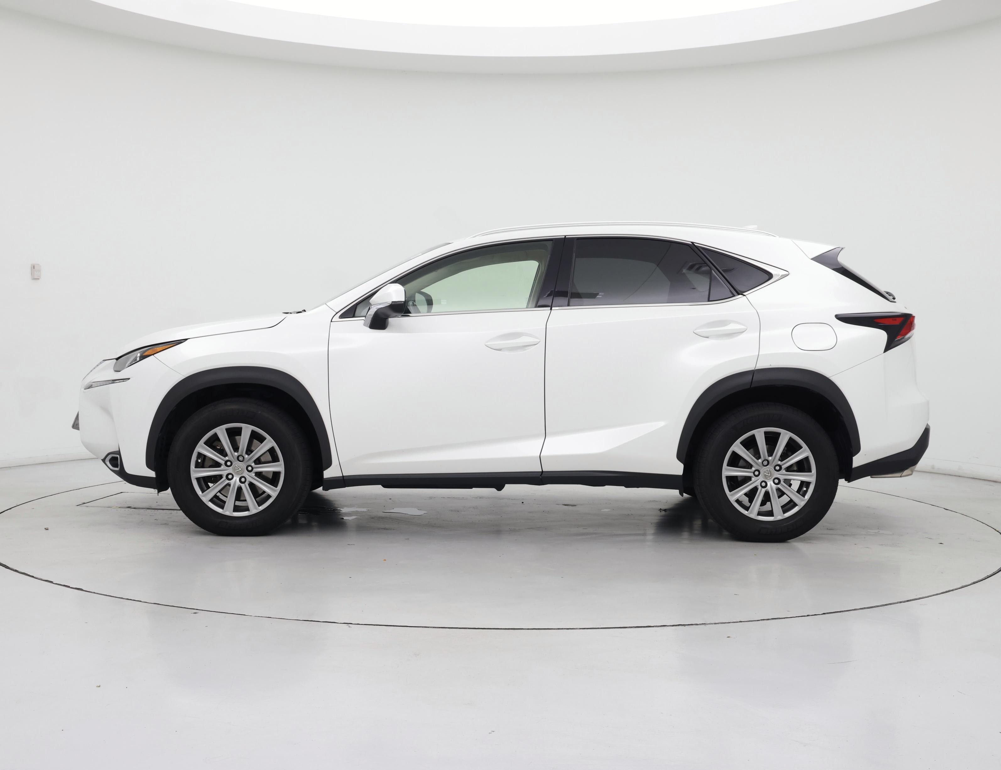 Thumbnail: 2016 Lexus NX - 3
