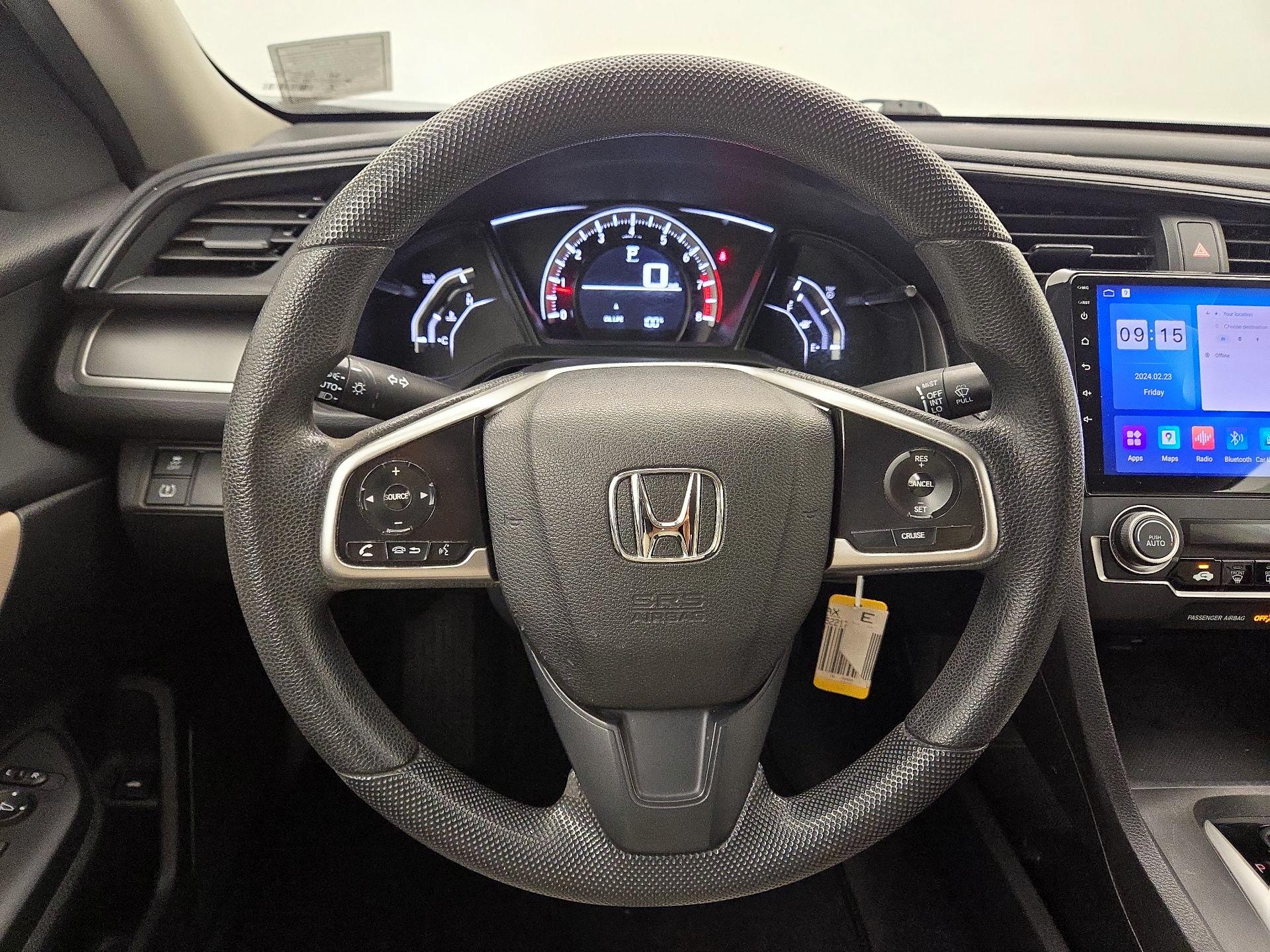 Thumbnail: 2016 Honda Civic - 10