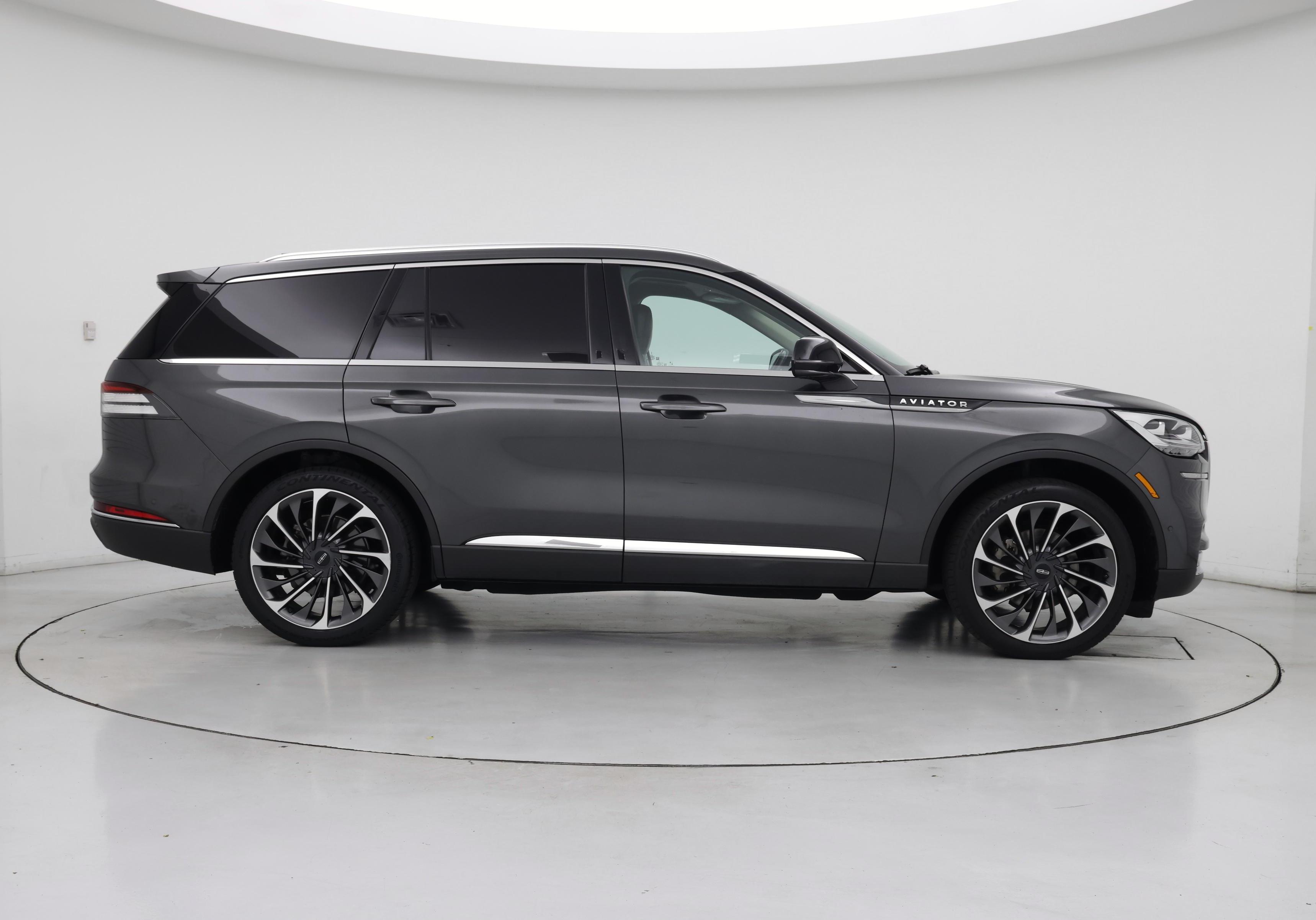 Thumbnail: 2020 Lincoln Aviator - 7