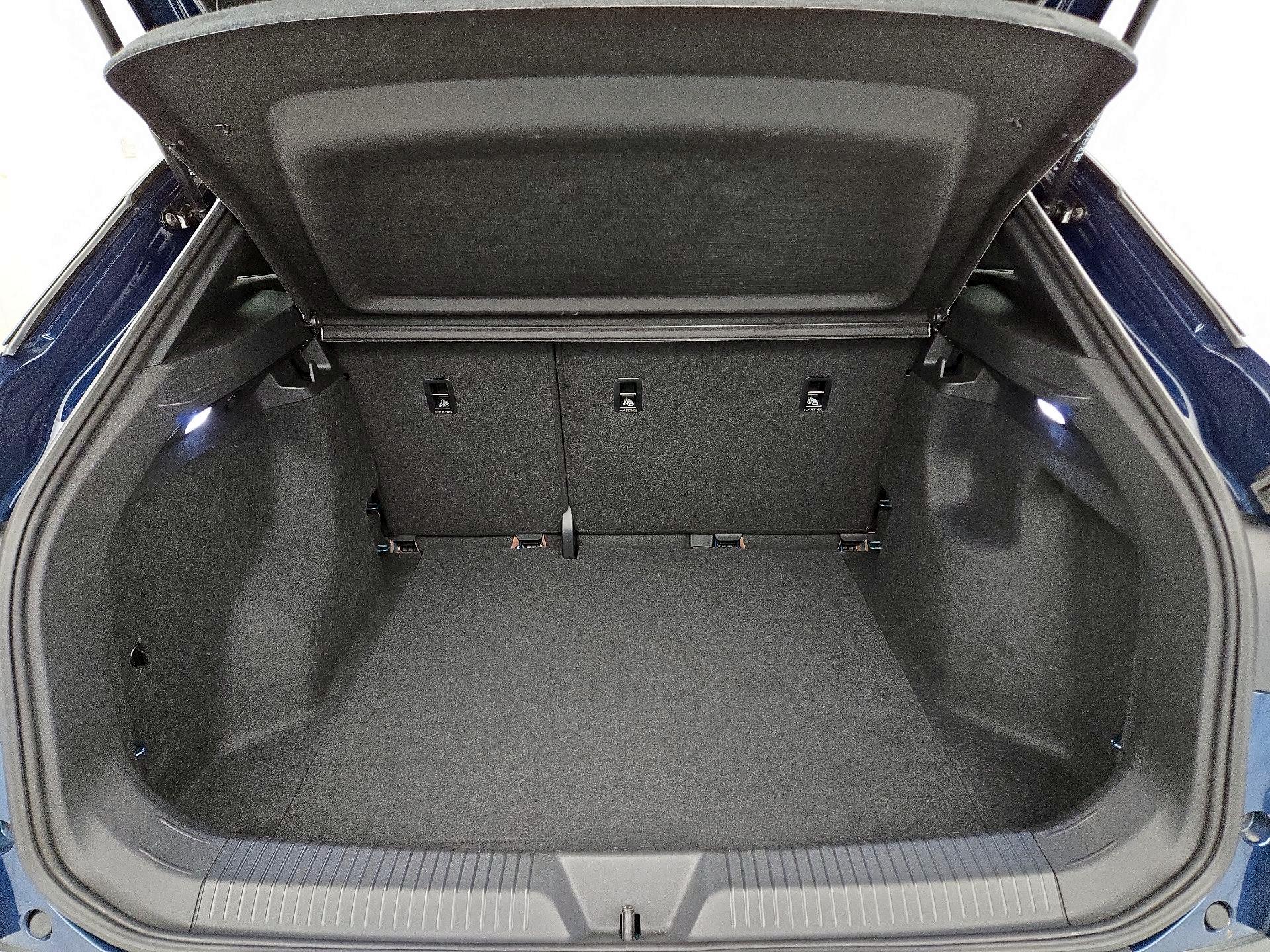 Thumbnail: 2023 Volkswagen ID.4 - 20