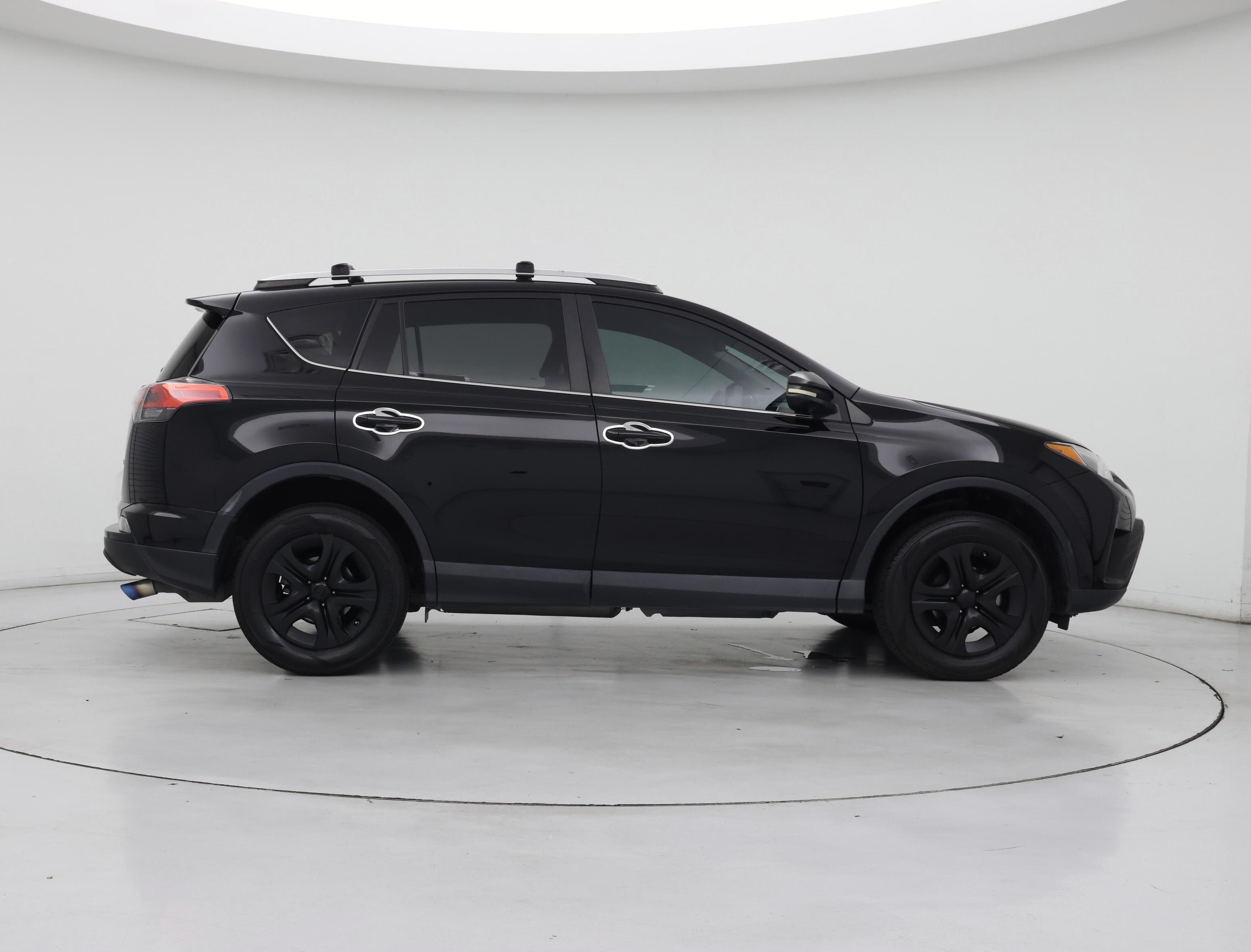 Thumbnail: 2016 Toyota RAV4 - 7