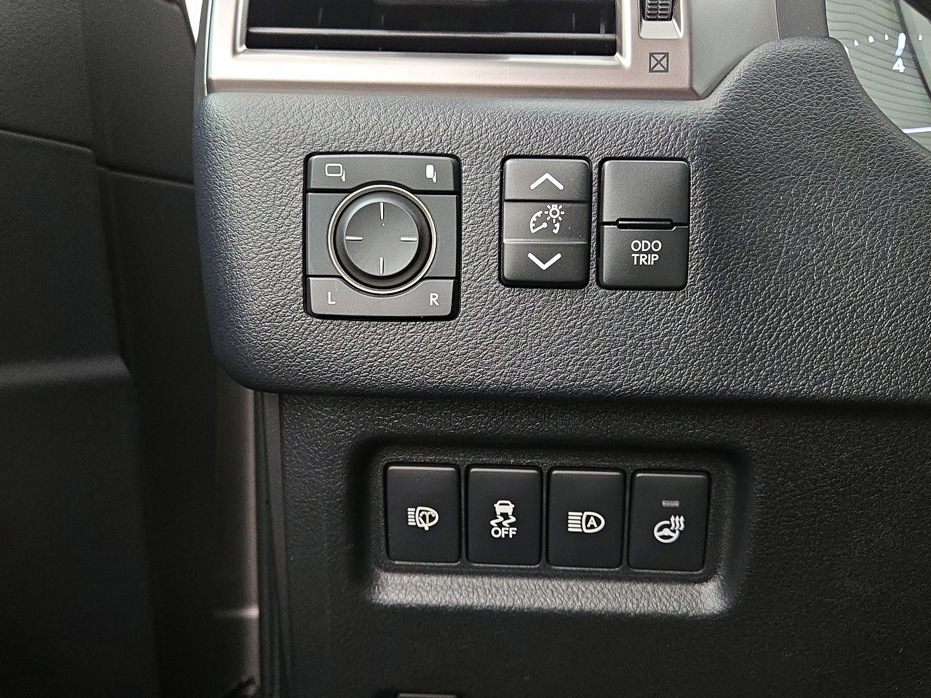 Thumbnail: 2023 Lexus GX - 13