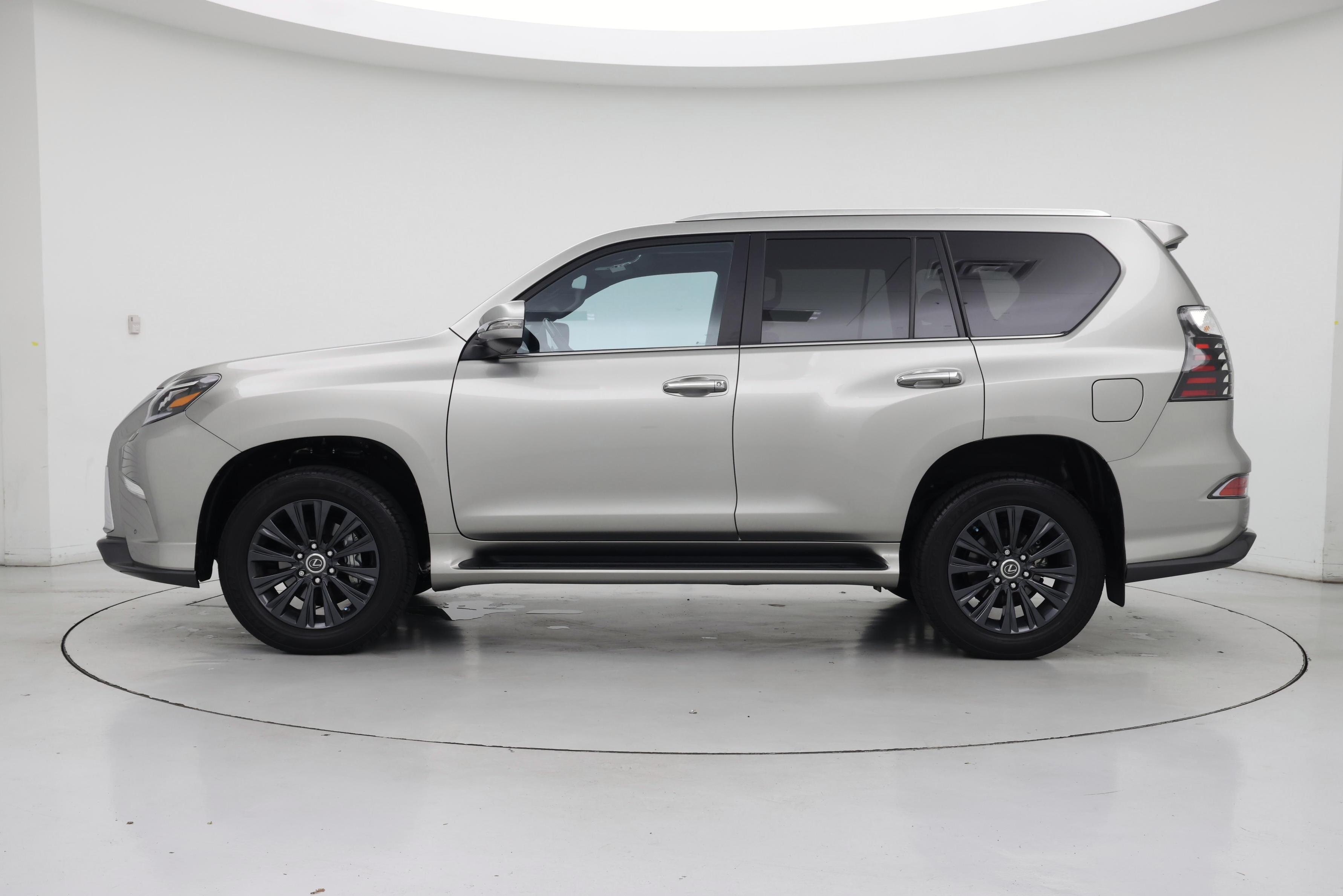 Thumbnail: 2023 Lexus GX - 3