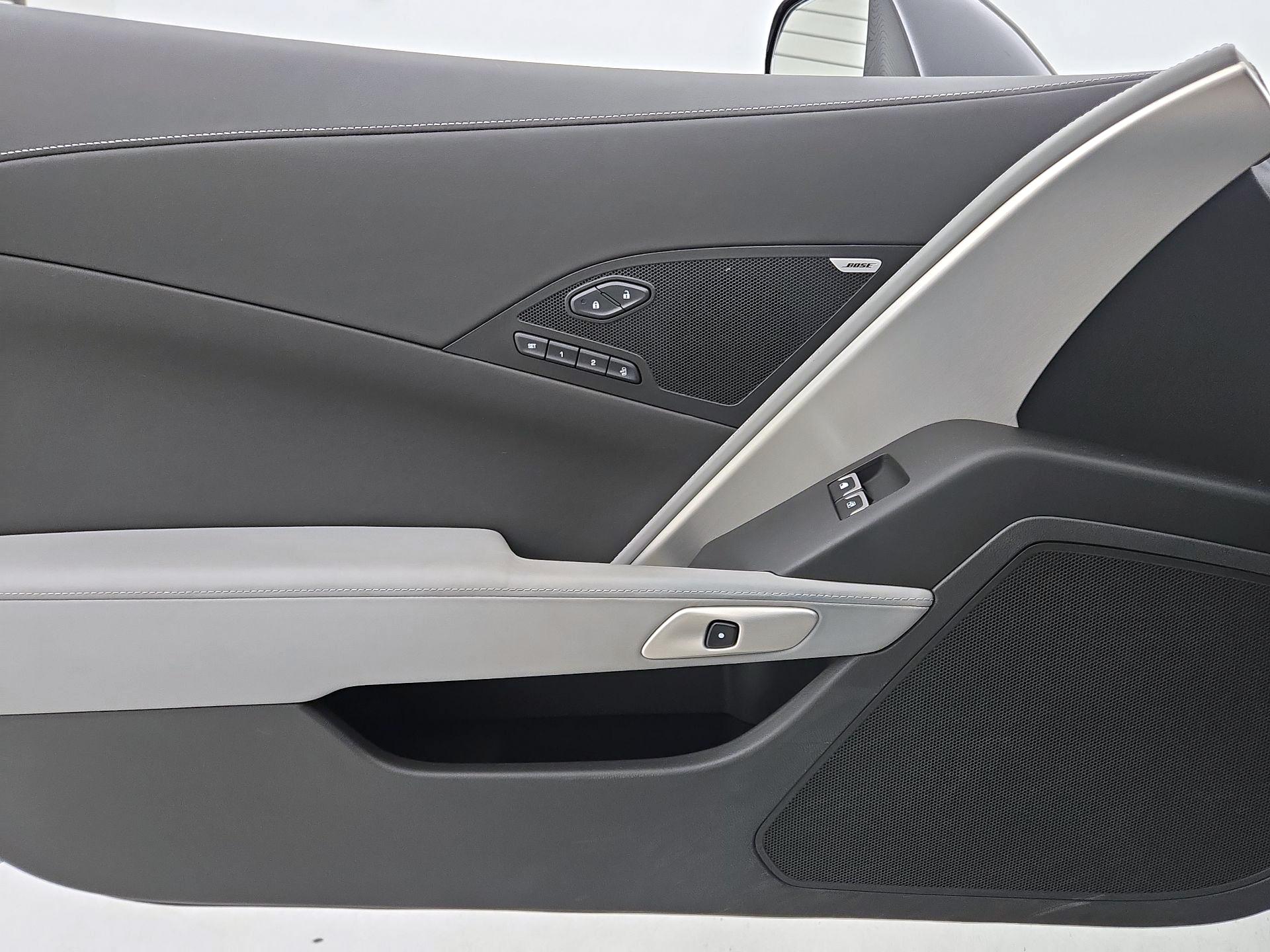 Thumbnail: 2015 Chevrolet Corvette - 12