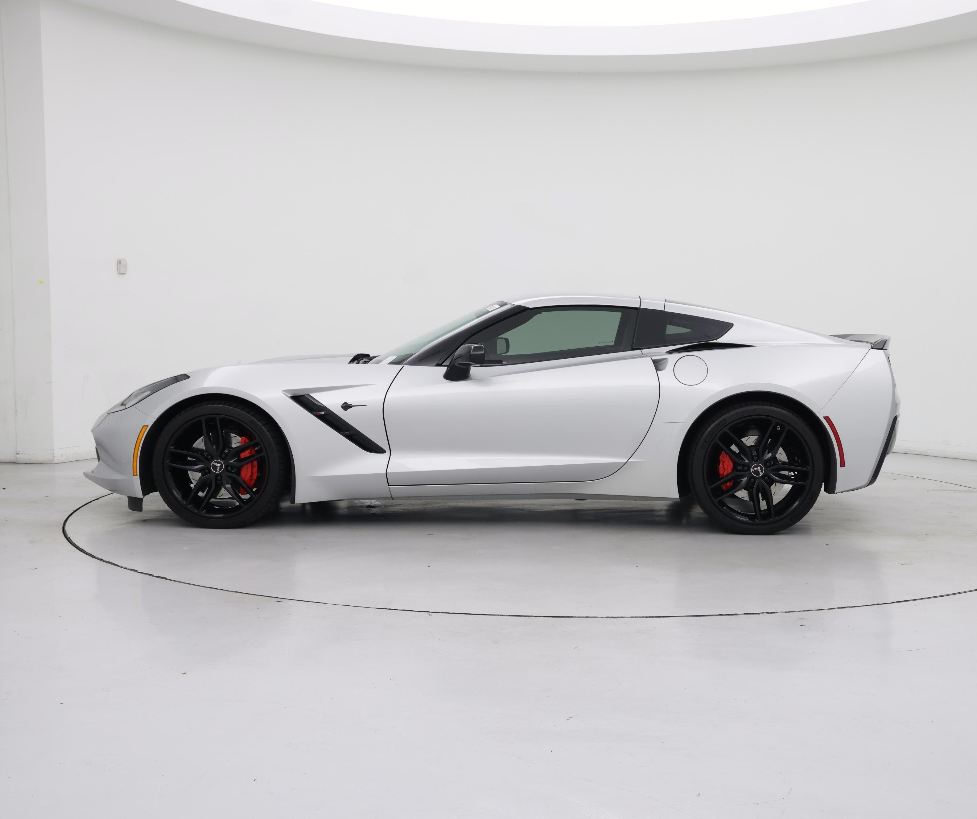 Thumbnail: 2015 Chevrolet Corvette - 3