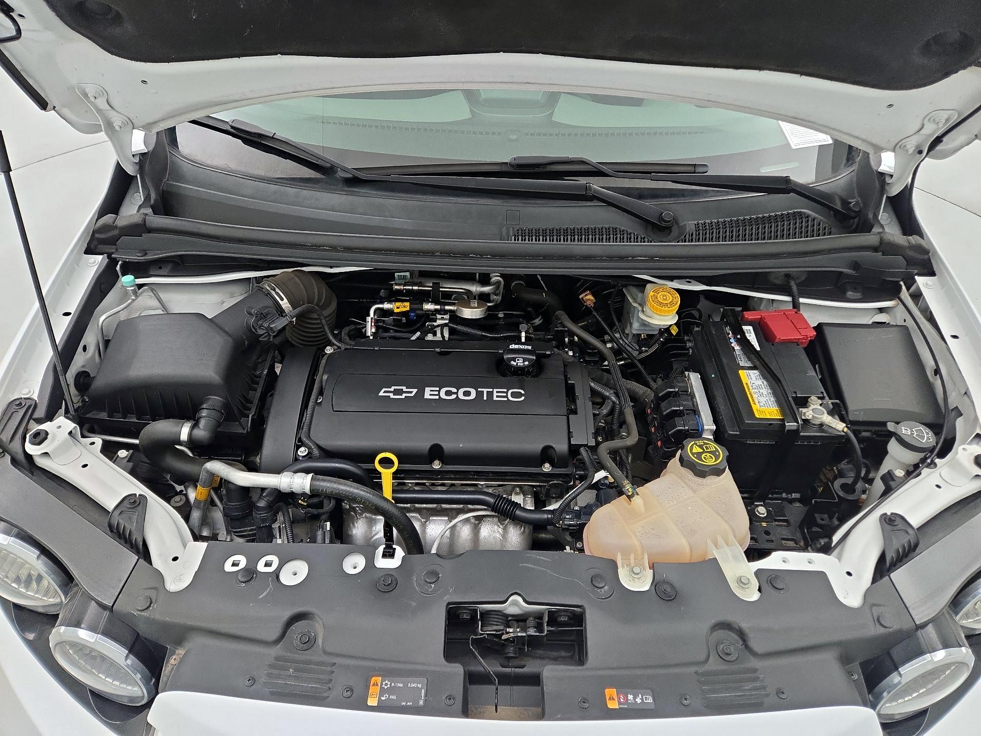 Thumbnail: 2015 Chevrolet Sonic - 19