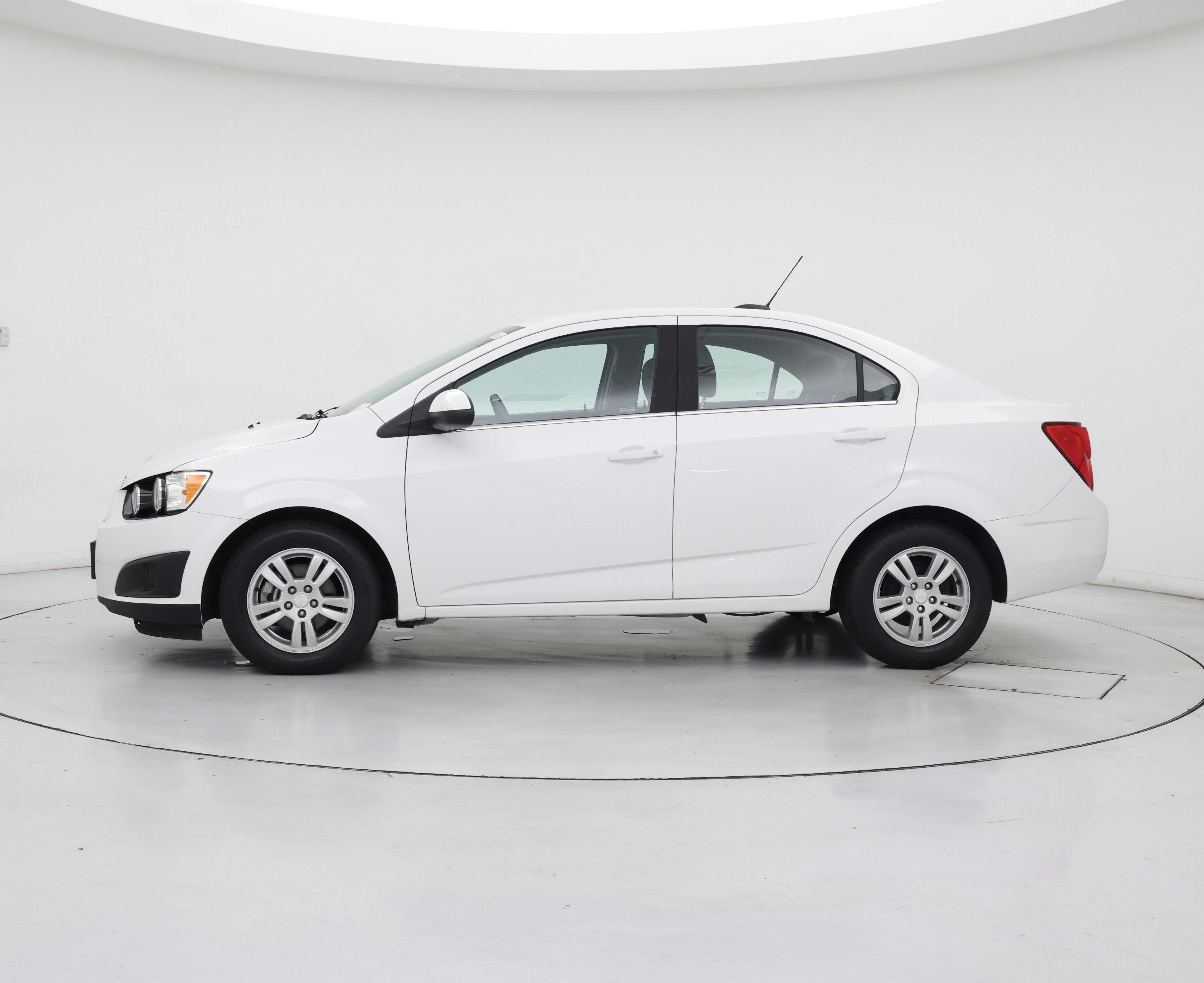 Thumbnail: 2015 Chevrolet Sonic - 3