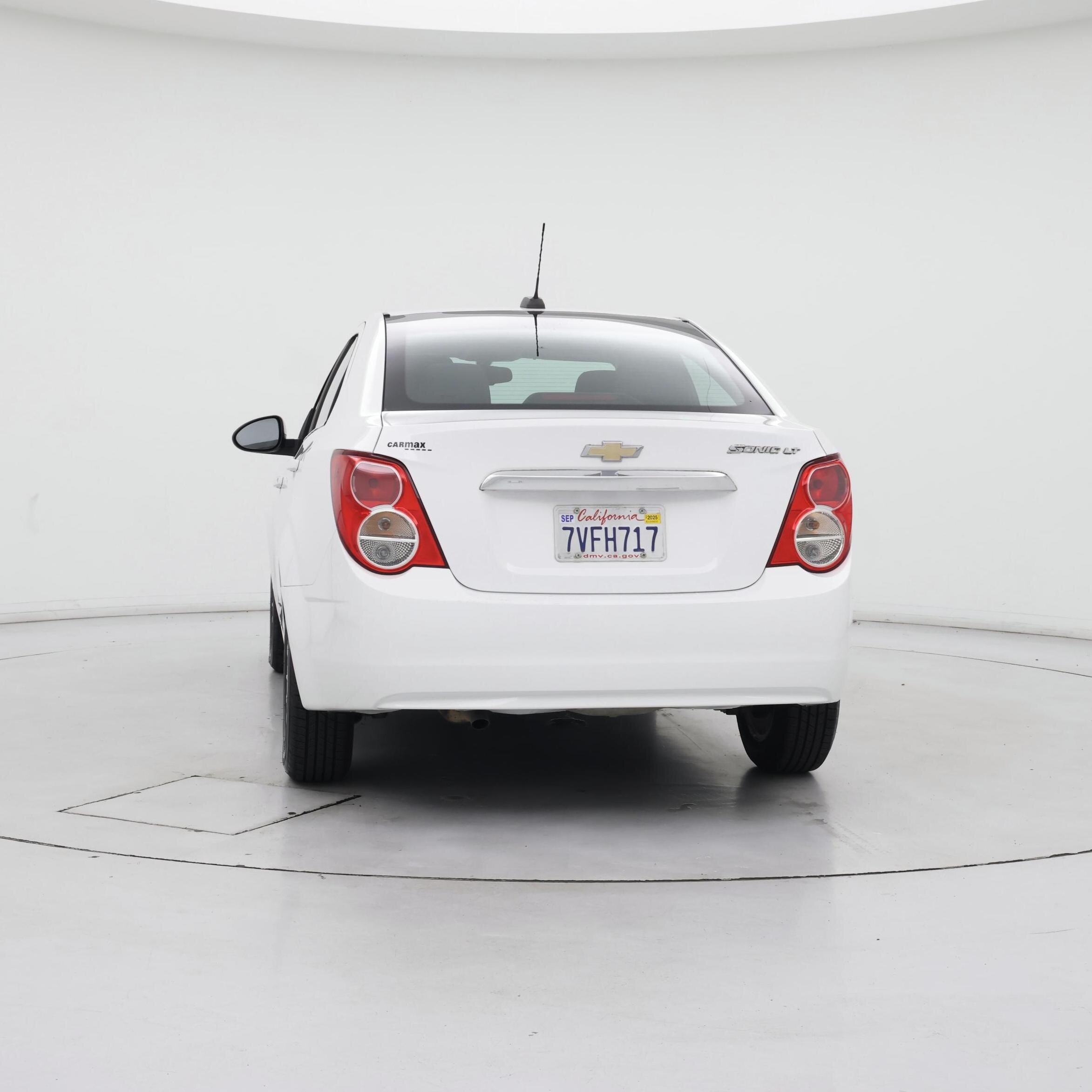 Thumbnail: 2015 Chevrolet Sonic - 6