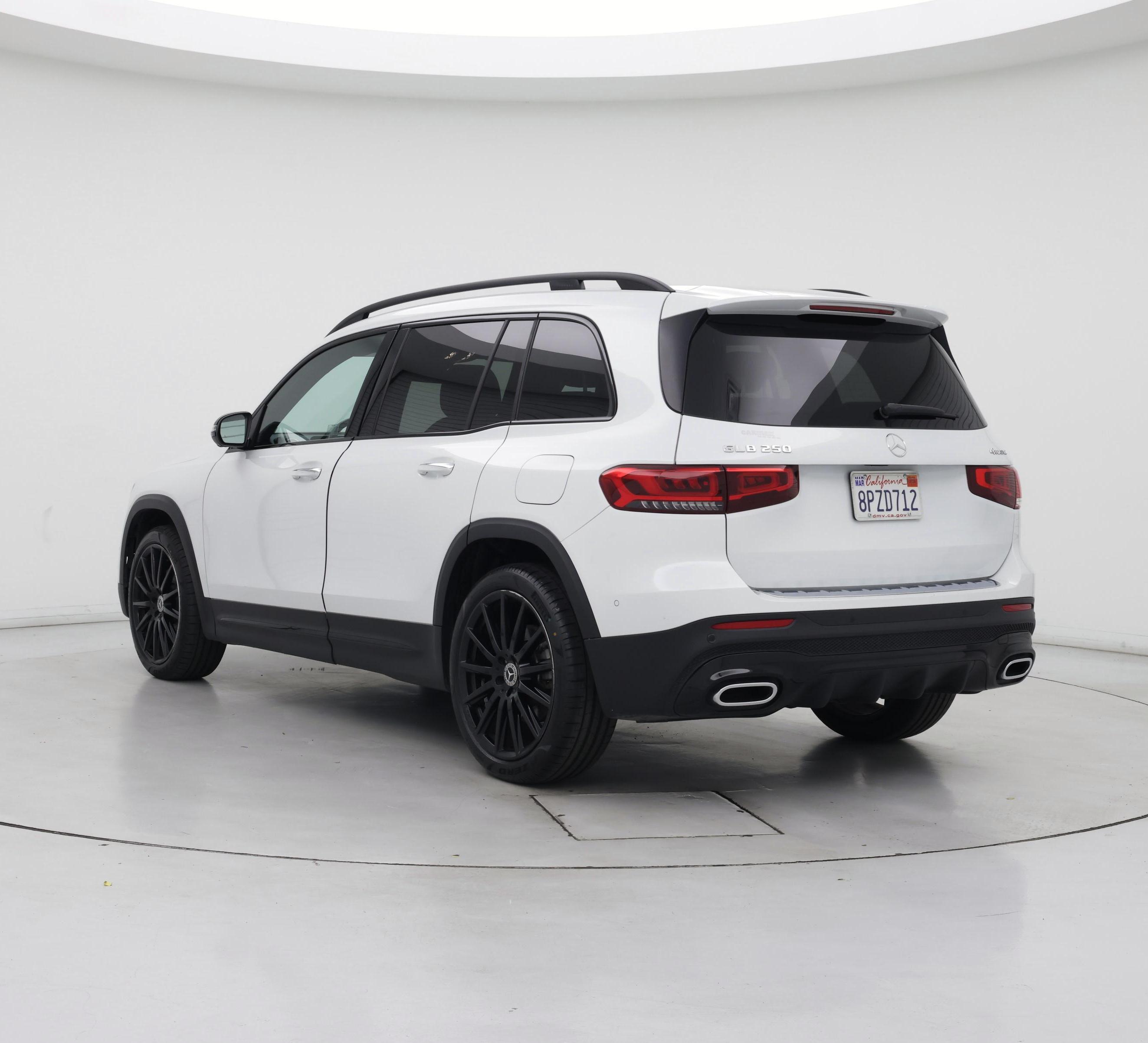 Thumbnail: 2020 Mercedes-Benz GLB - 2