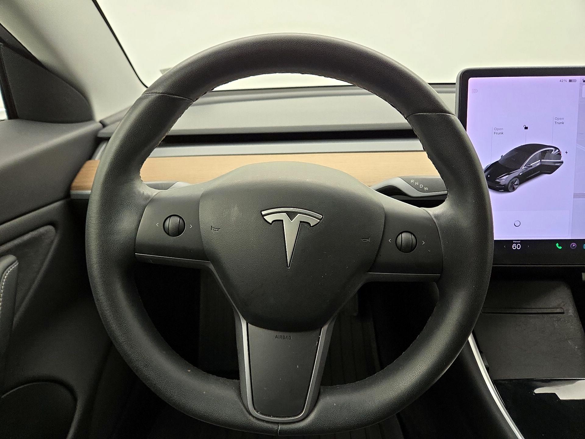 Thumbnail: 2019 Tesla Model 3 - 10