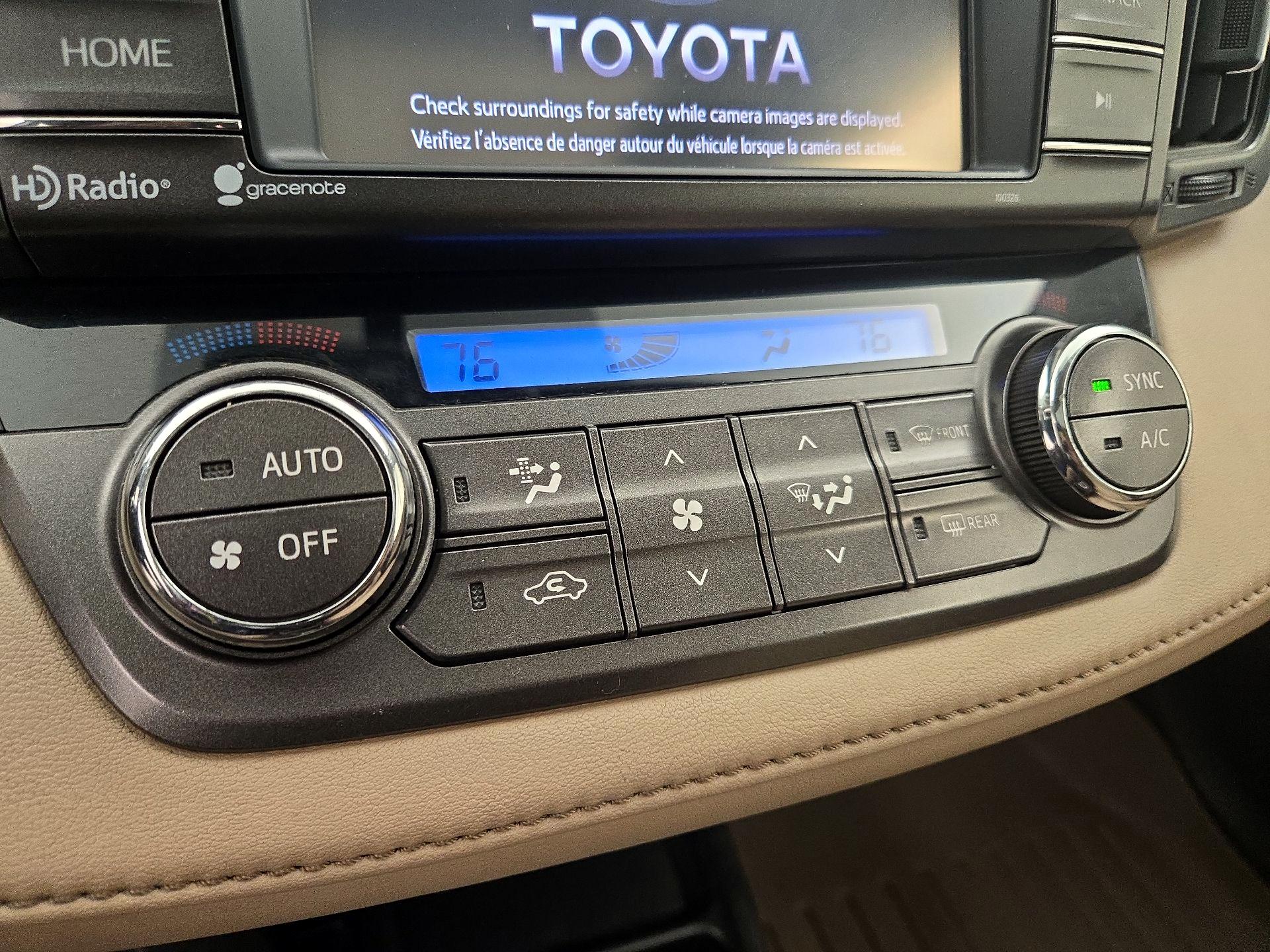 Thumbnail: 2015 Toyota RAV4 - 16