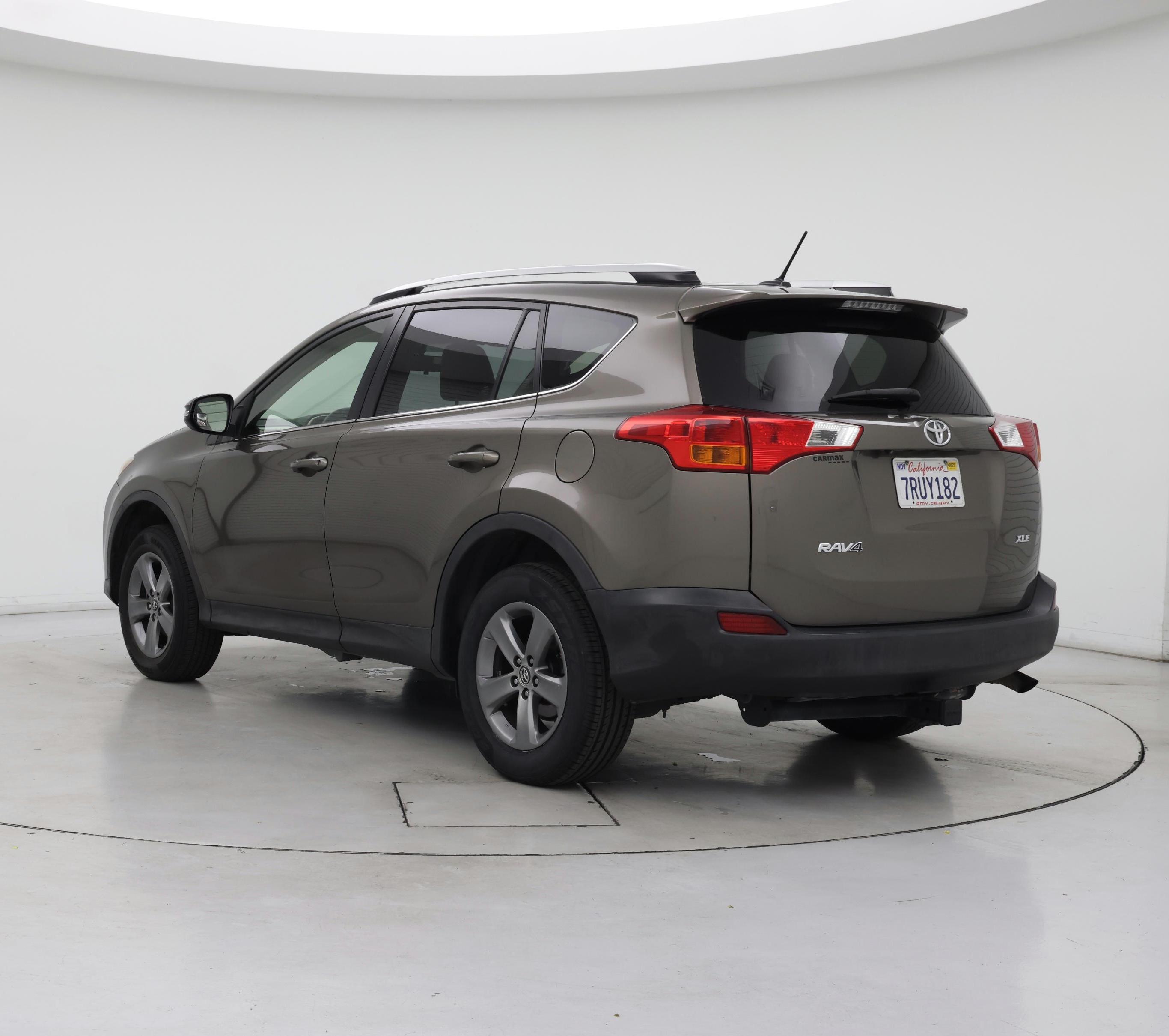 Thumbnail: 2015 Toyota RAV4 - 2