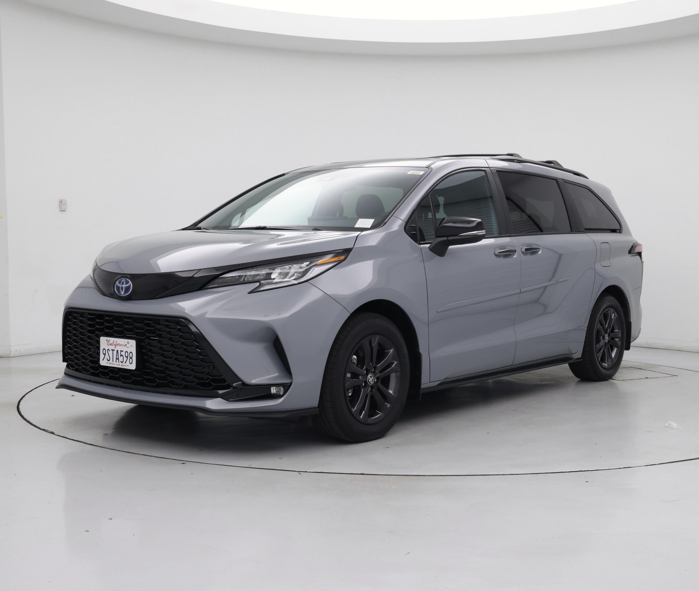 Thumbnail: 2025 Toyota Sienna - 4