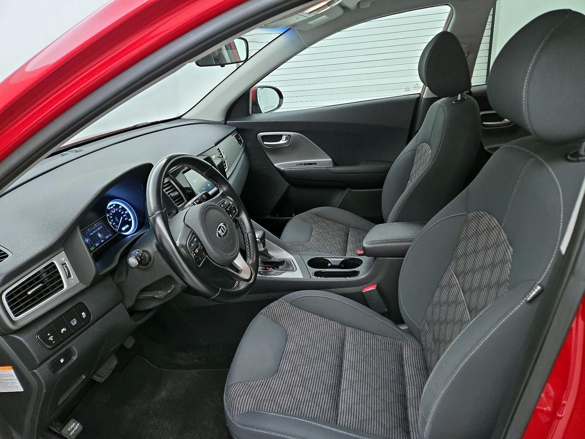 Thumbnail: 2019 Kia Niro - 11