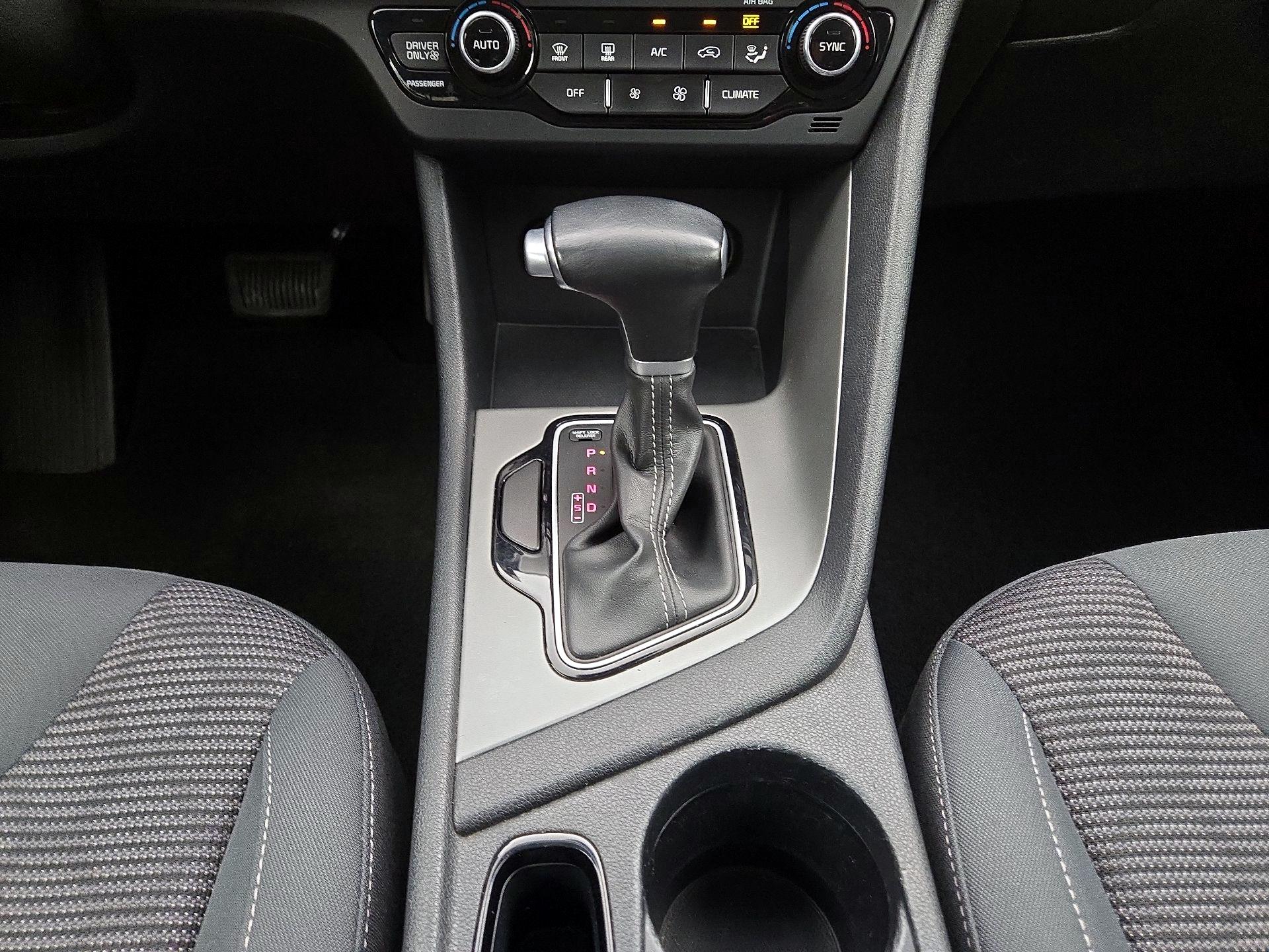 Thumbnail: 2019 Kia Niro - 17