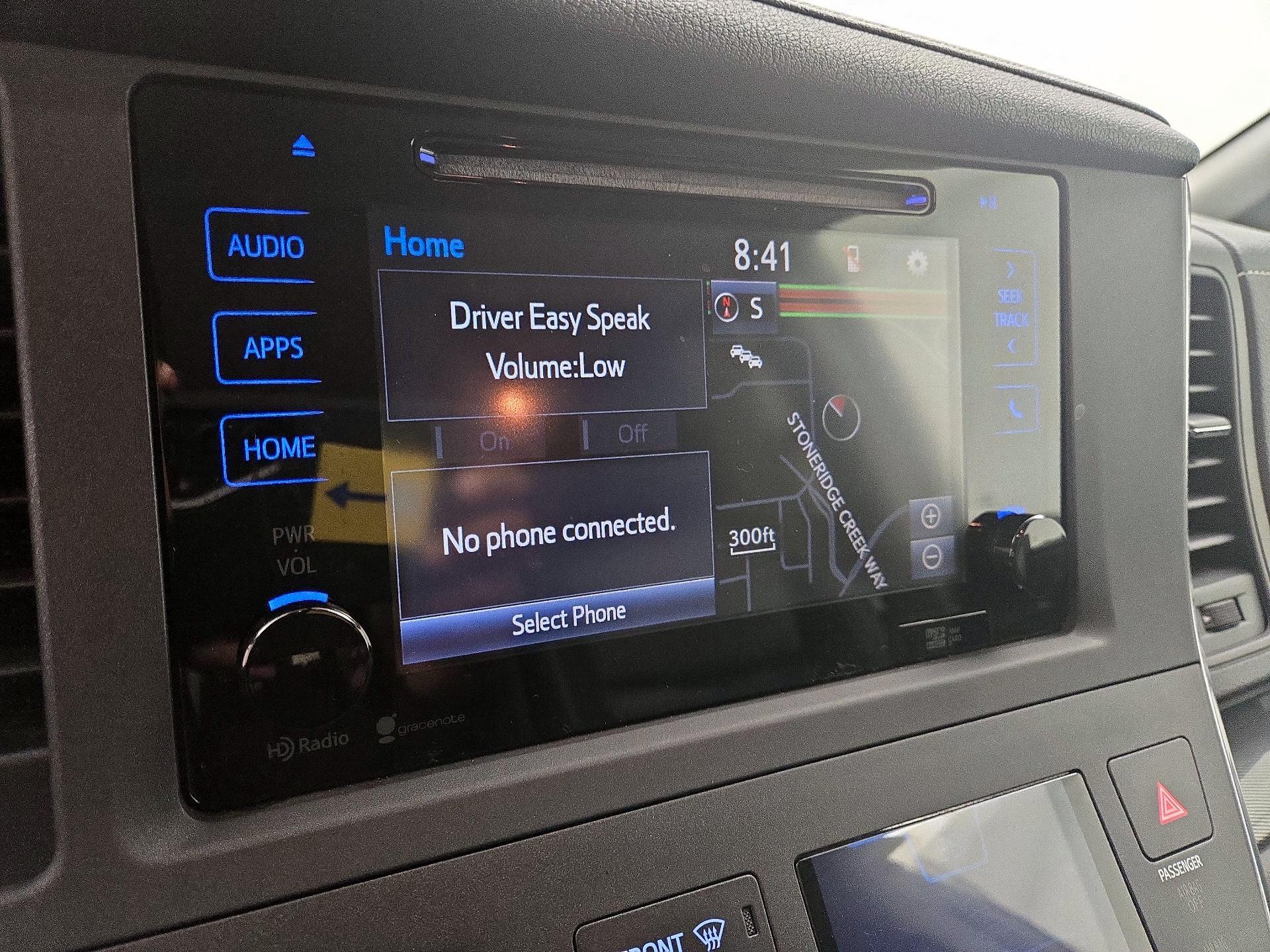 Thumbnail: 2015 Toyota Sienna - 15