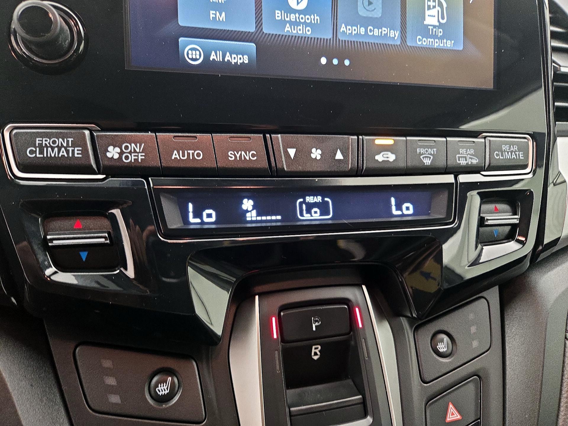 Thumbnail: 2019 Honda Odyssey - 17