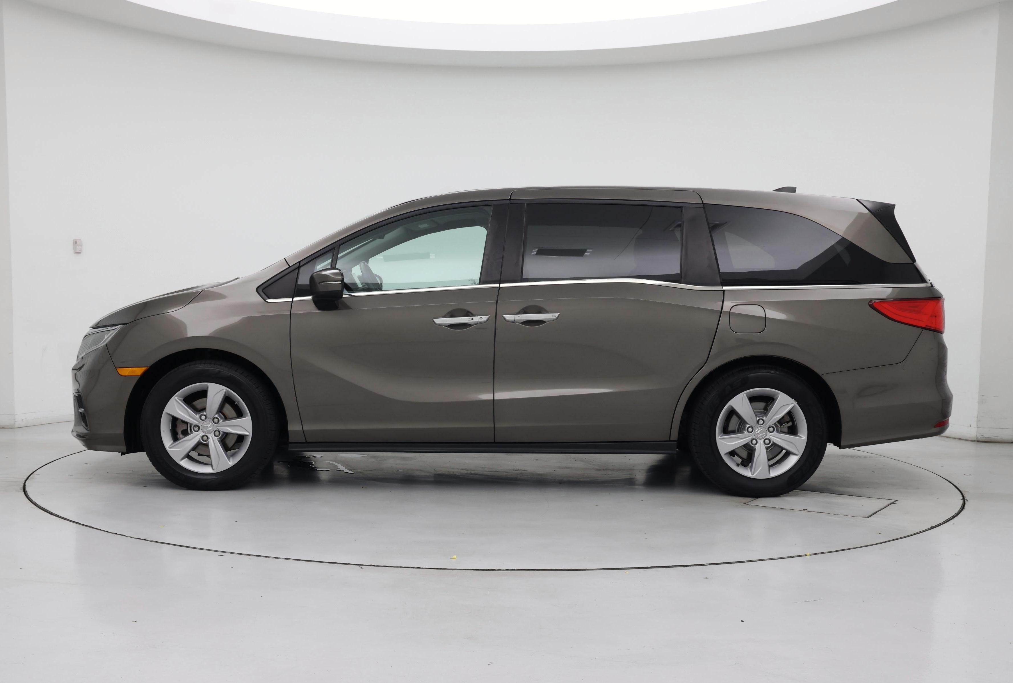 Thumbnail: 2019 Honda Odyssey - 3