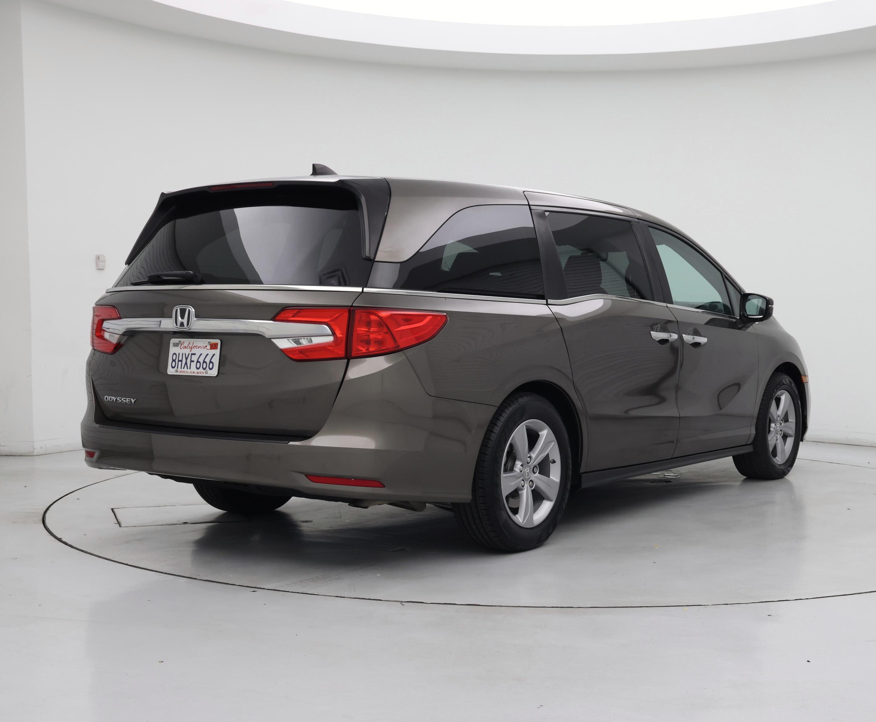 Thumbnail: 2019 Honda Odyssey - 8