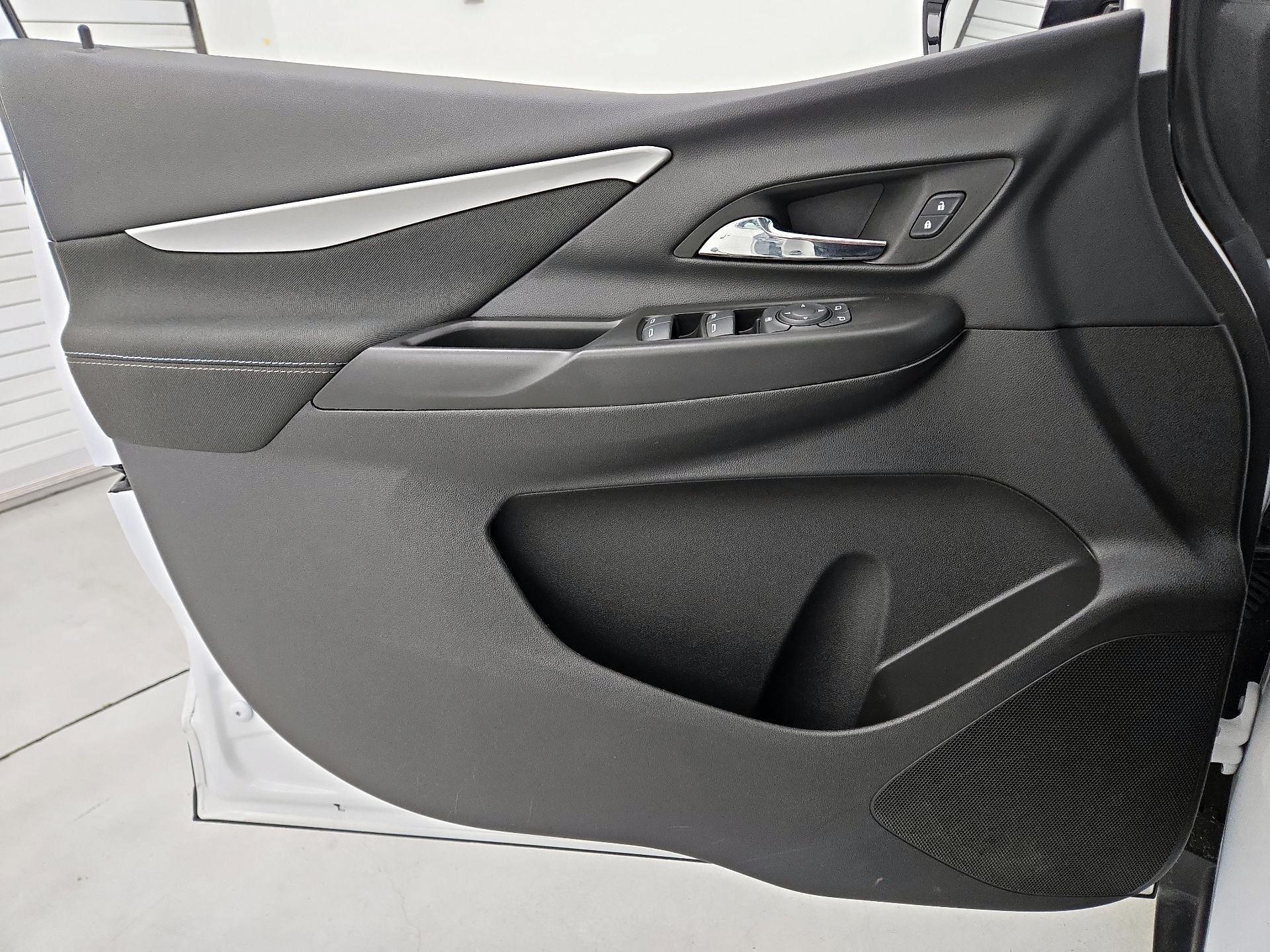 Thumbnail: 2023 Chevrolet Bolt EV - 12