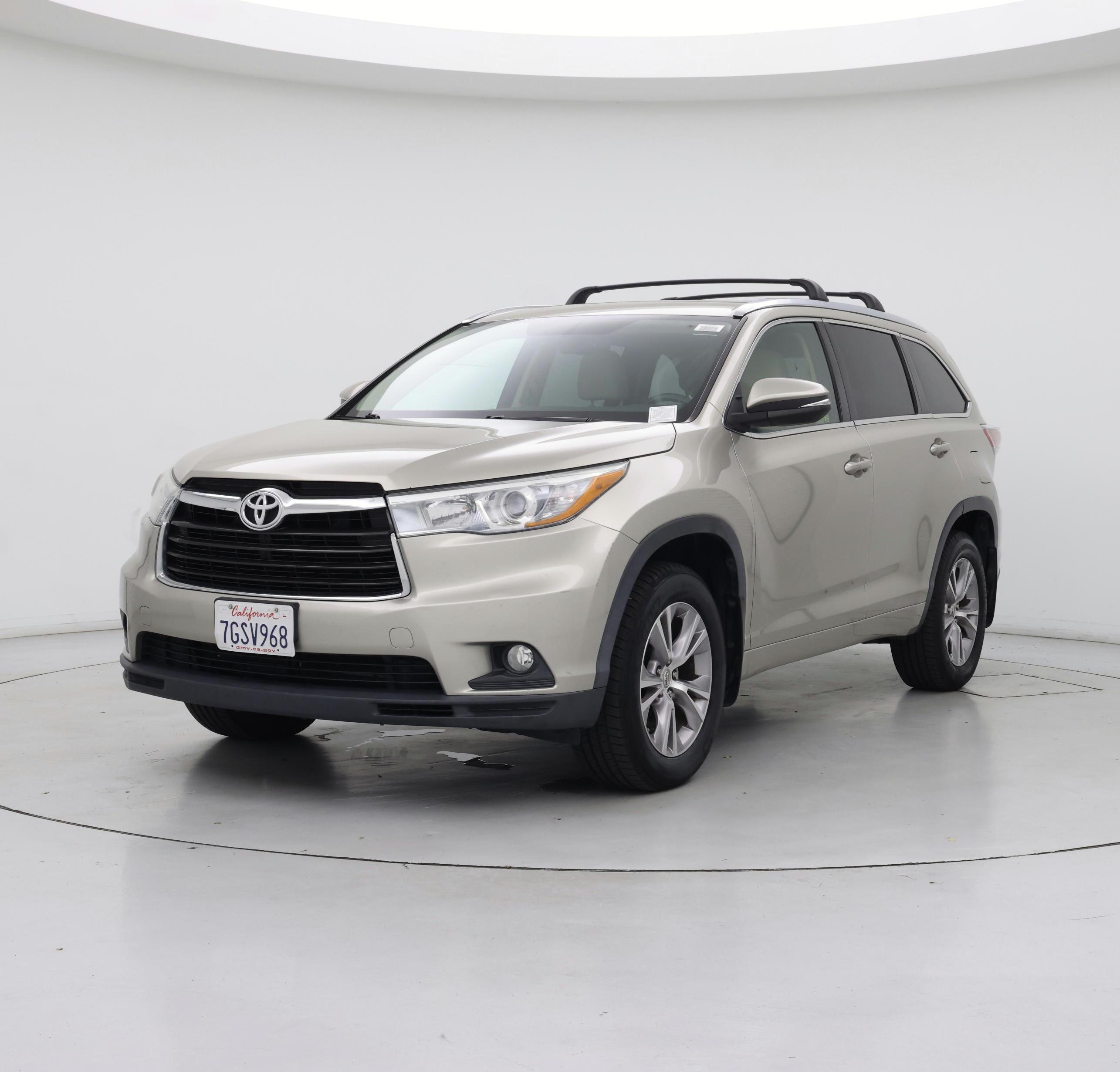 Thumbnail: 2015 Toyota Highlander - 4