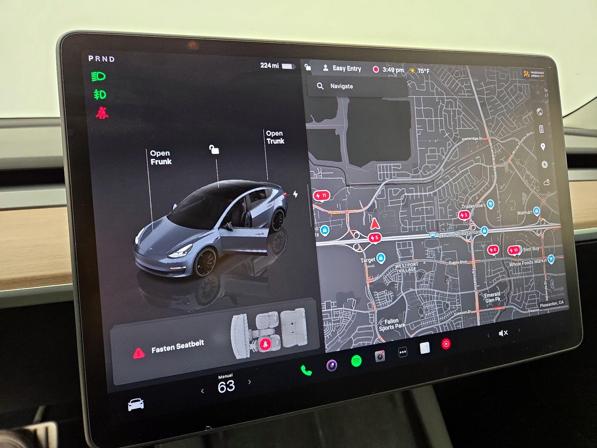 Thumbnail: 2023 Tesla Model 3 - 14