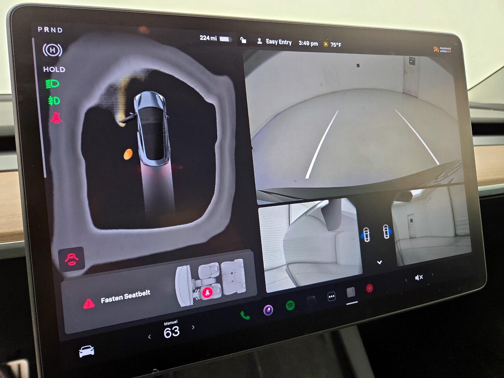 Thumbnail: 2023 Tesla Model 3 - 15