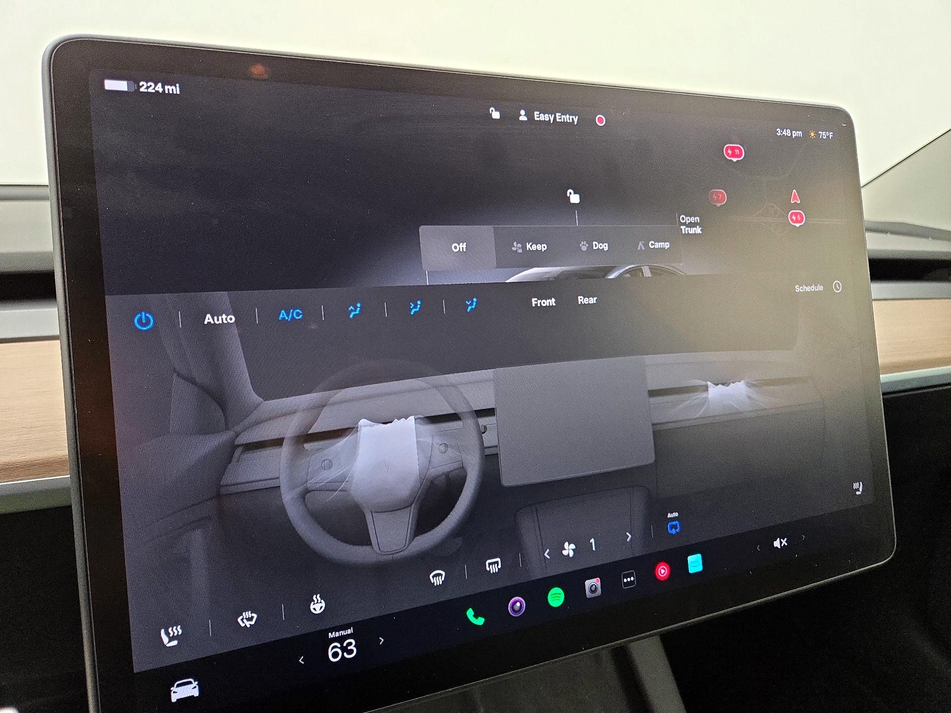 Thumbnail: 2023 Tesla Model 3 - 17