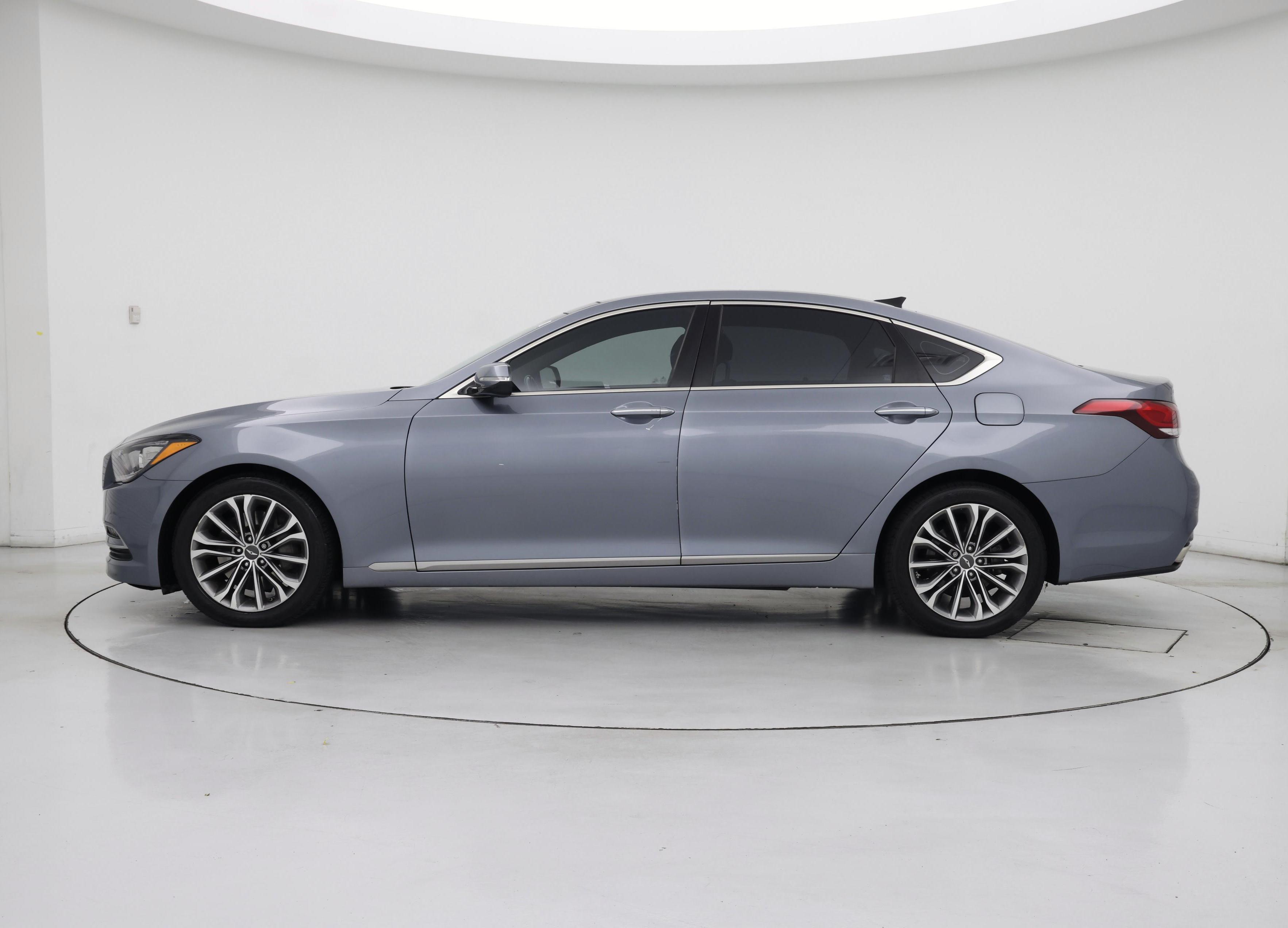 Thumbnail: 2015 Hyundai Genesis - 3