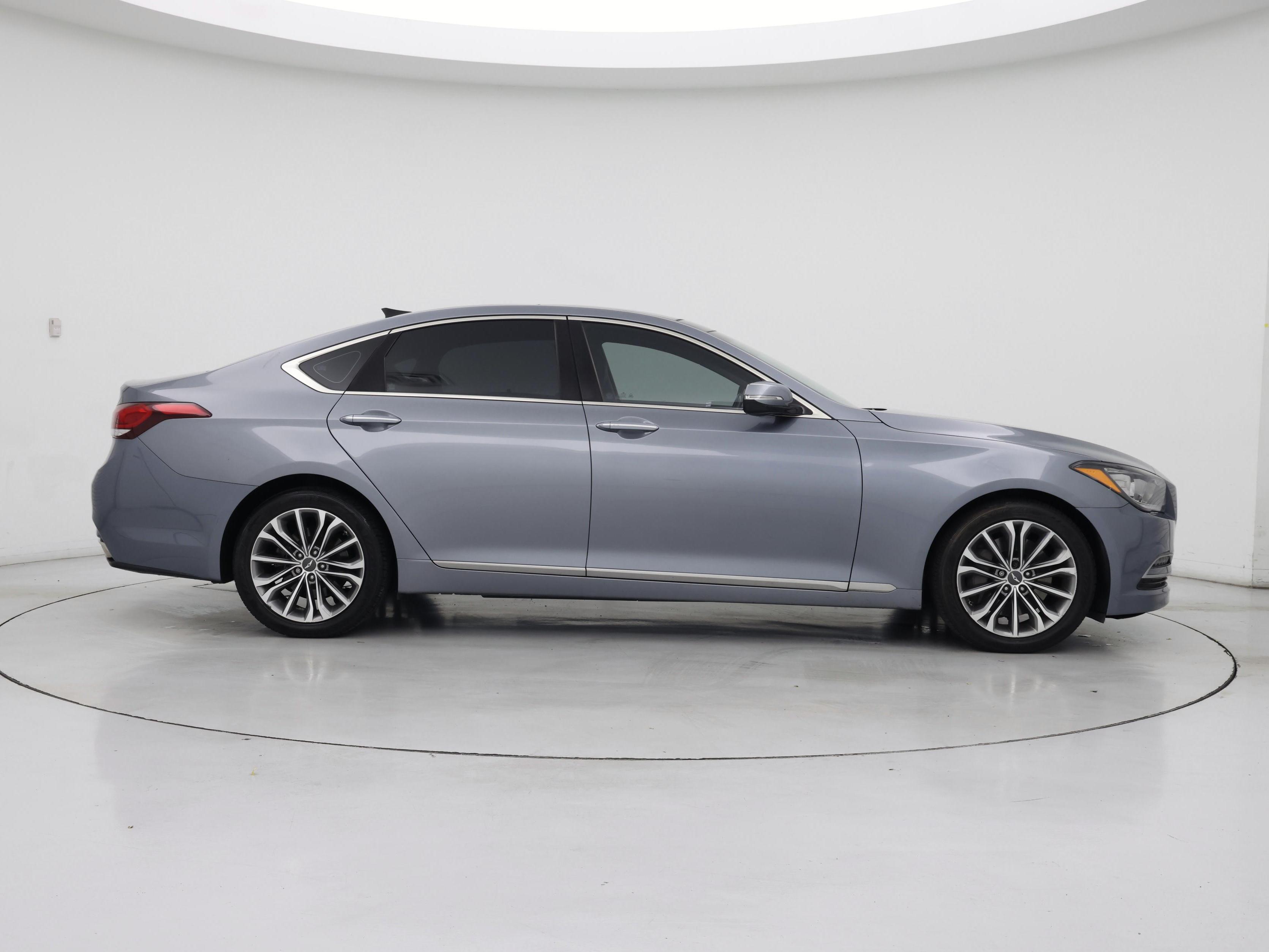 Thumbnail: 2015 Hyundai Genesis - 7