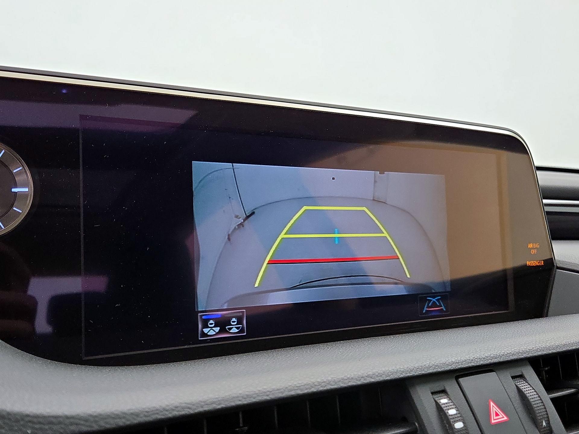 Thumbnail: 2019 Lexus ES - 15
