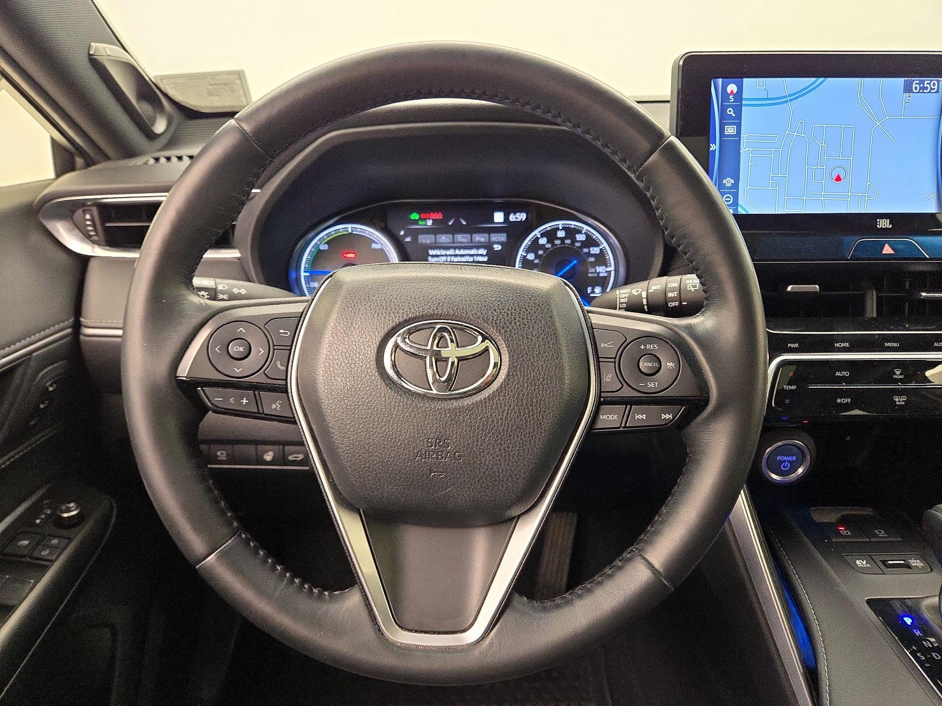 Thumbnail: 2021 Toyota Venza - 10