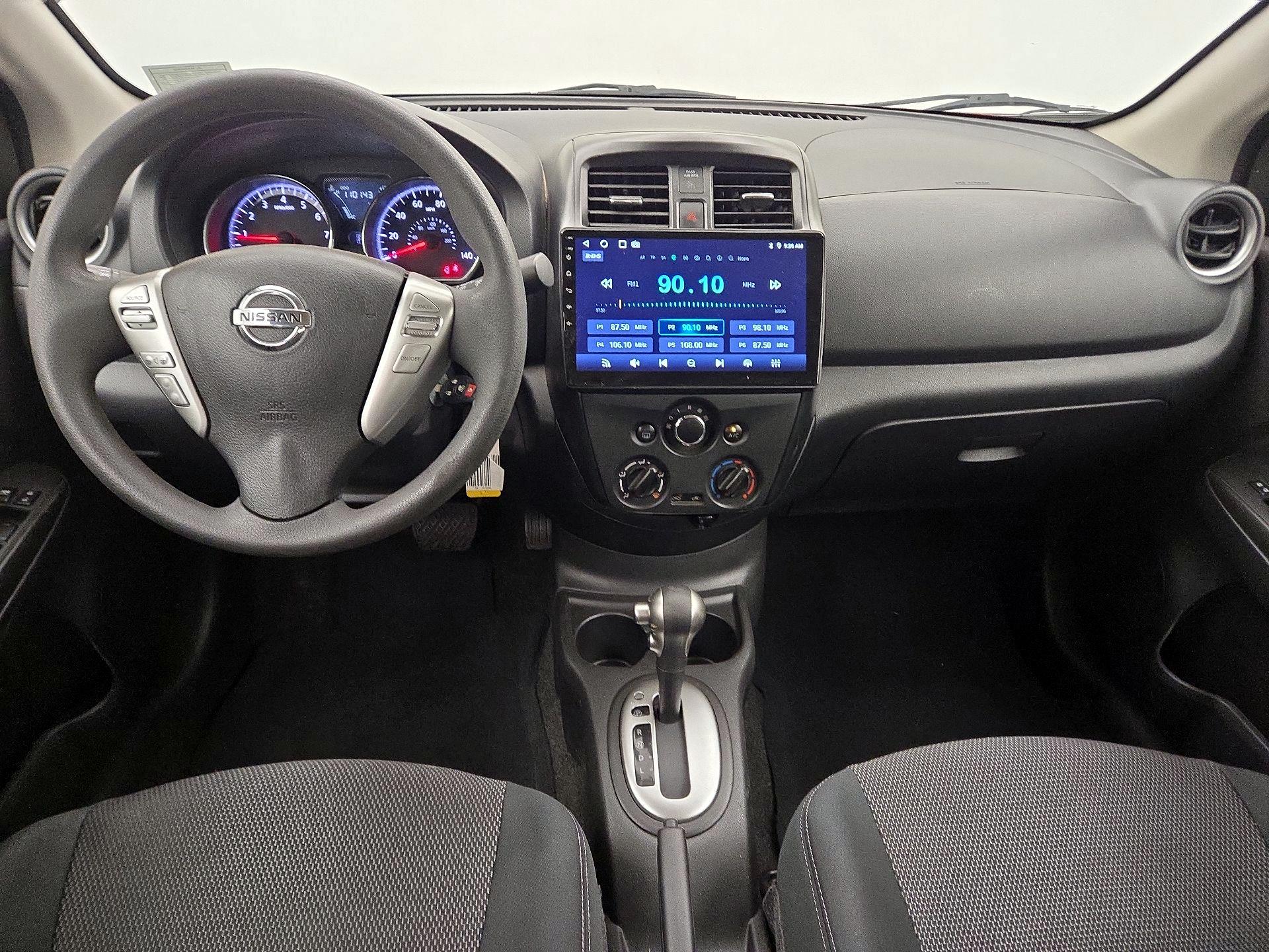 Thumbnail: 2016 Nissan Versa - 9
