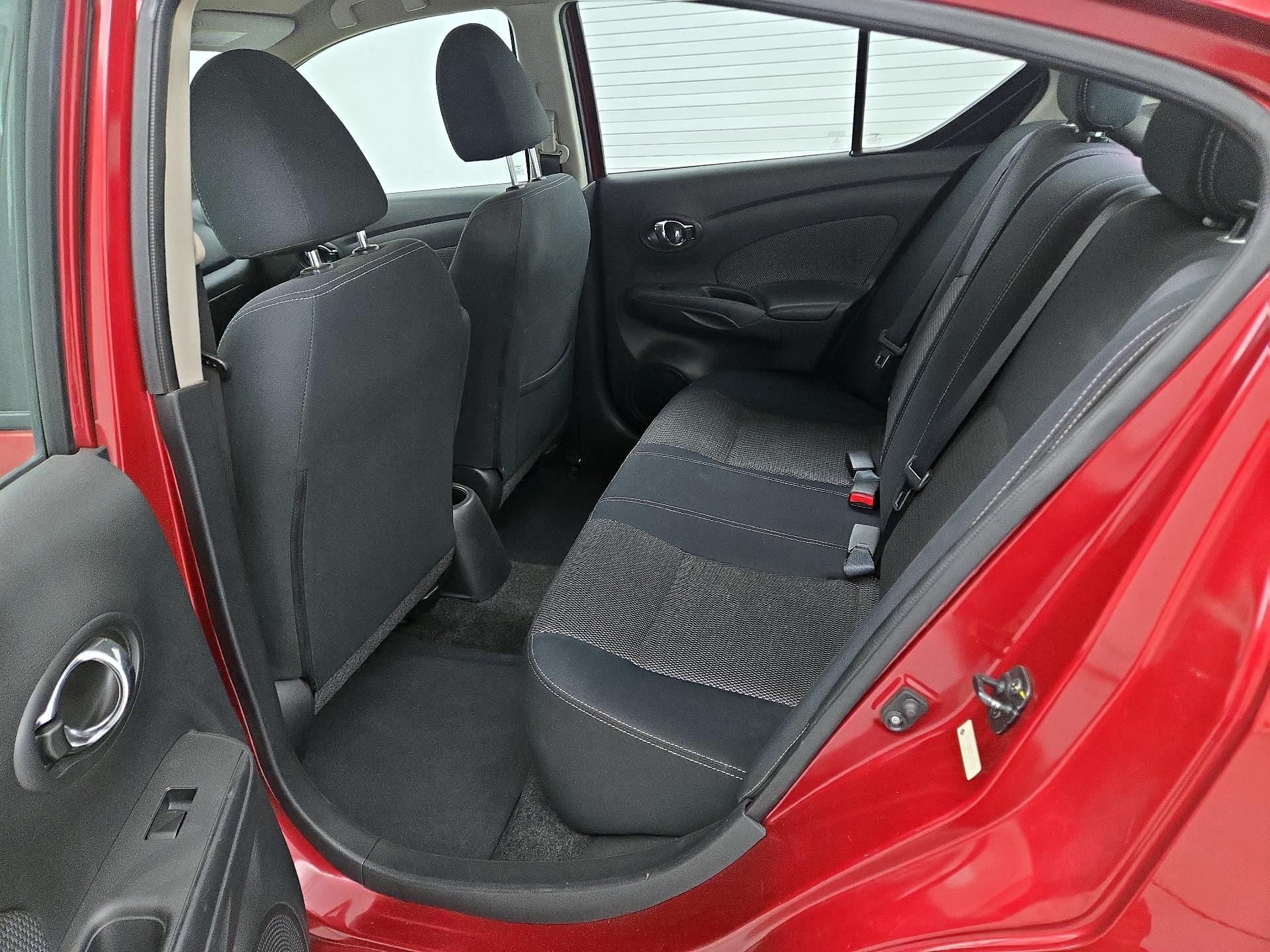 Thumbnail: 2016 Nissan Versa - 17