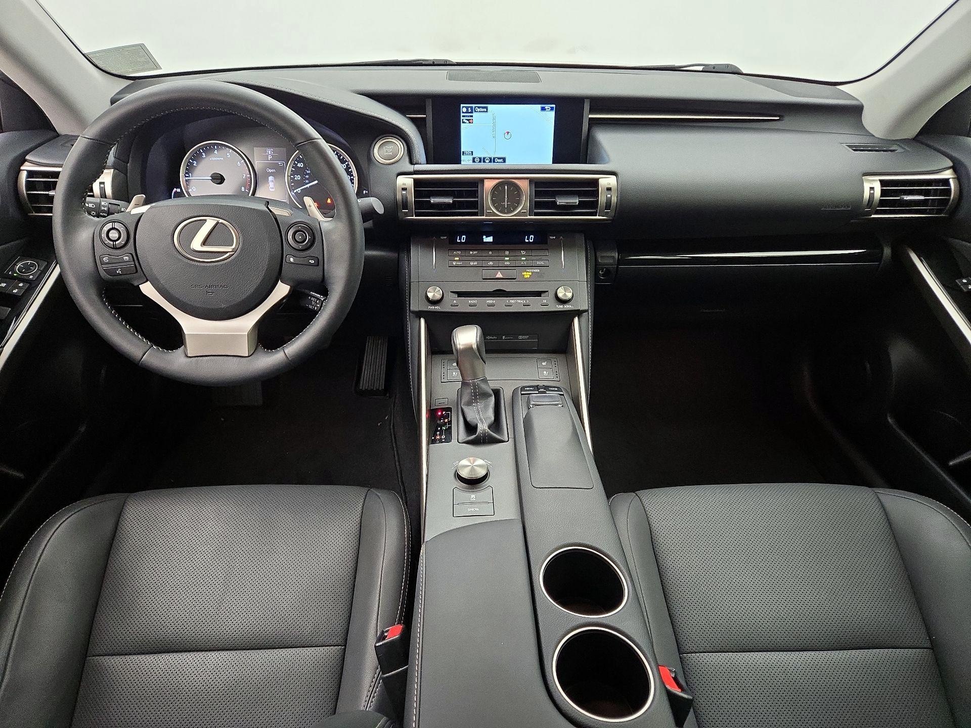 Thumbnail: 2015 Lexus IS - 9