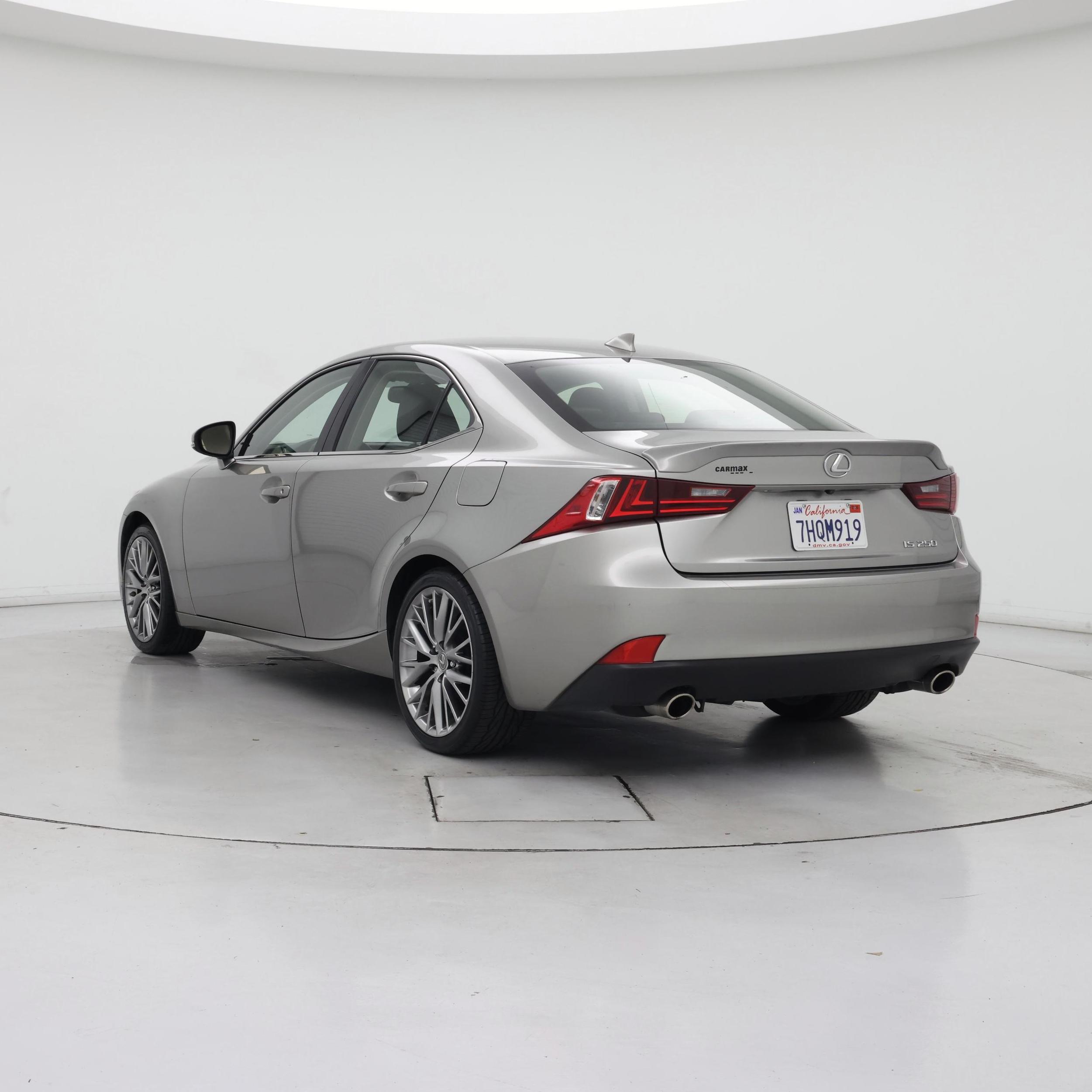 Thumbnail: 2015 Lexus IS - 2