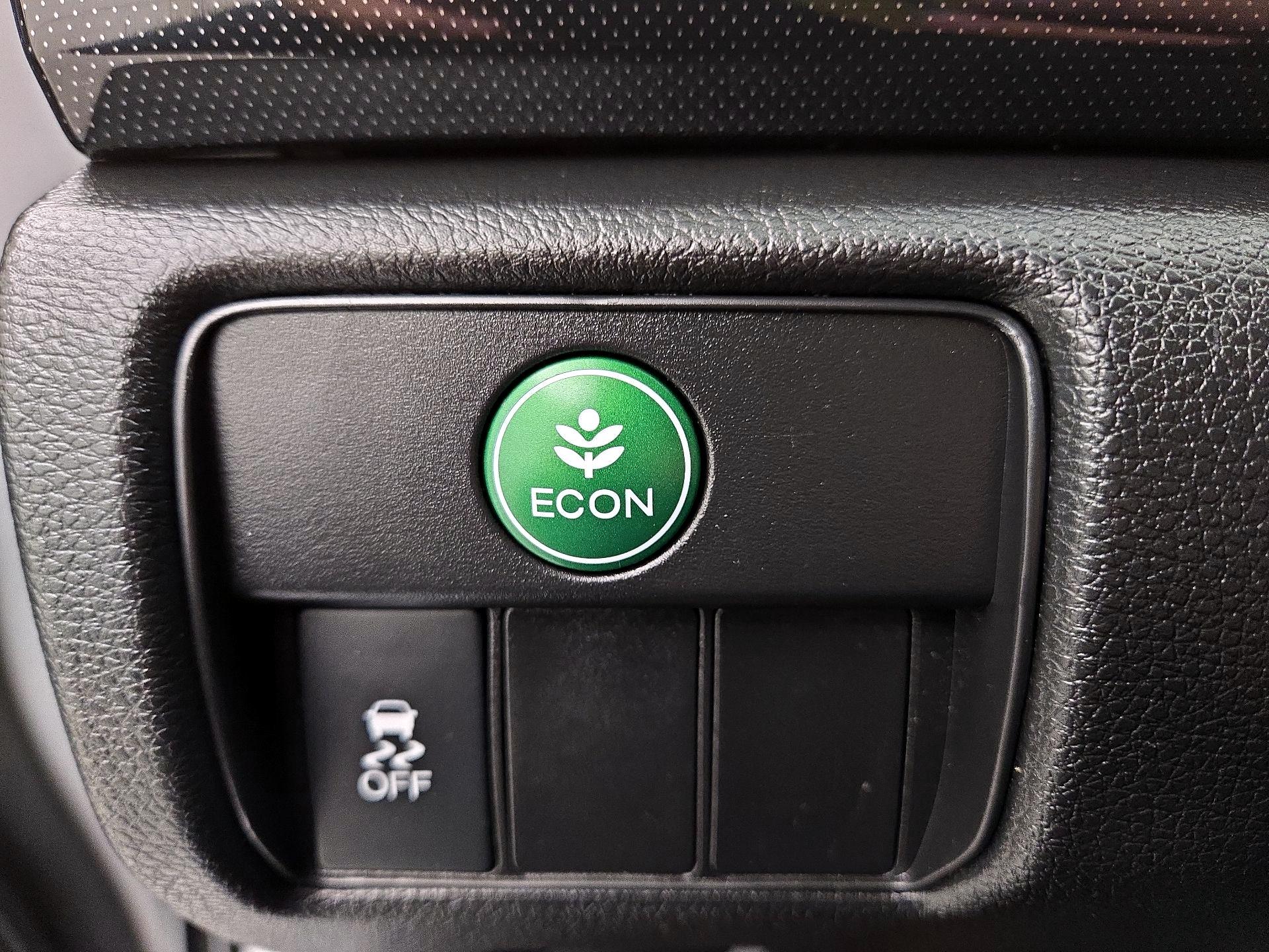 Thumbnail: 2015 Honda Accord - 13