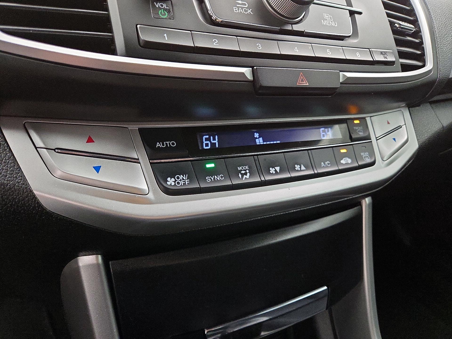 Thumbnail: 2015 Honda Accord - 16