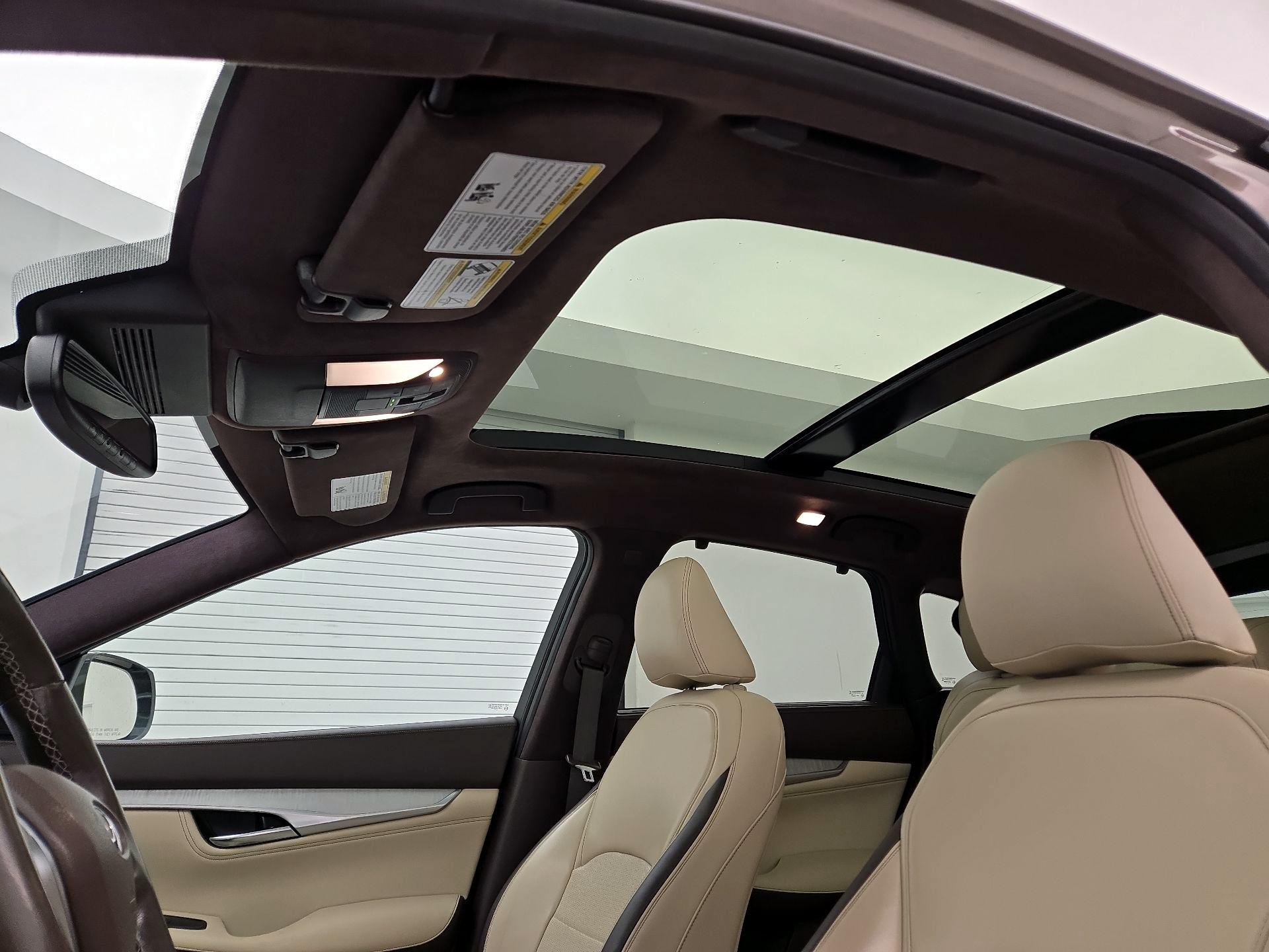 Thumbnail: 2019 INFINITI QX50 - 20